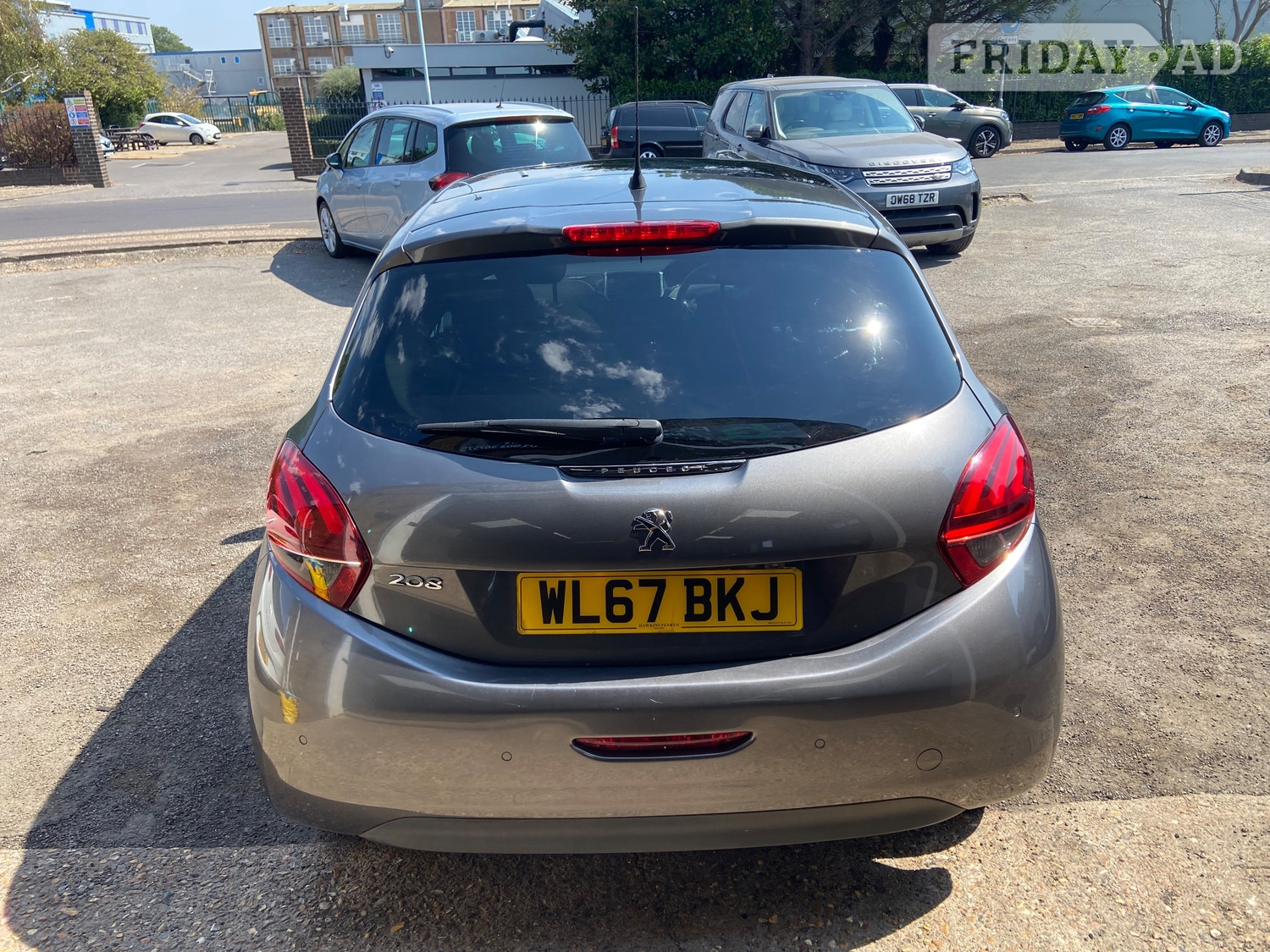 Peugeot 208 2017 - Cars in Worthing