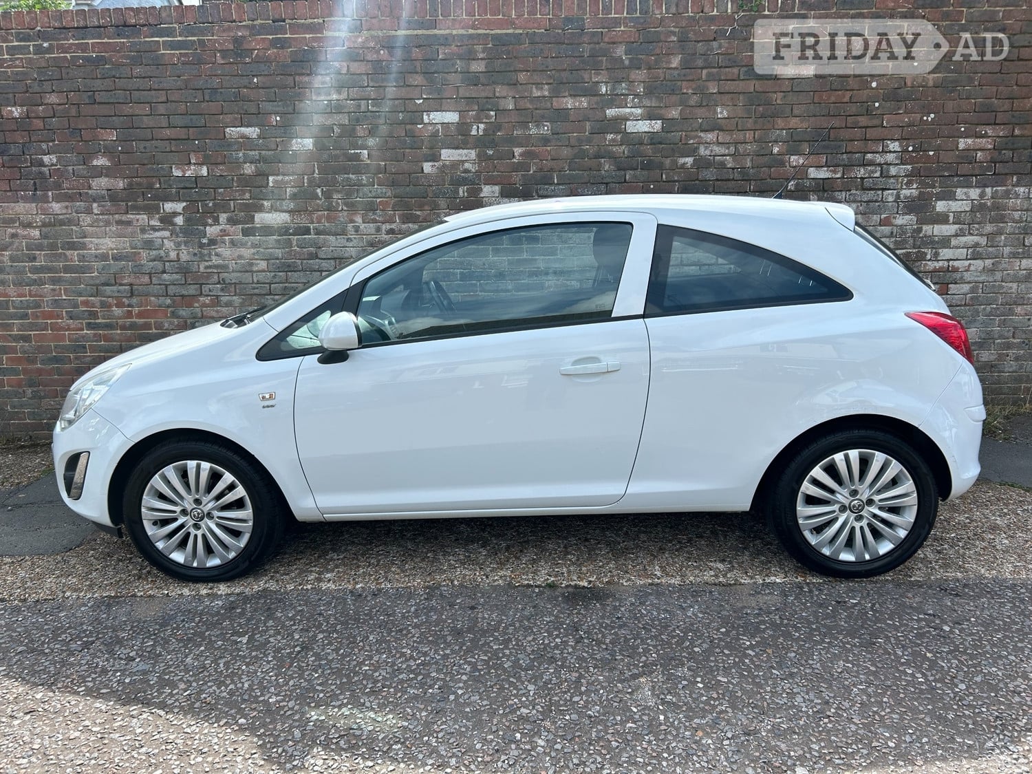 [ berth ]Vauxhall Corsa