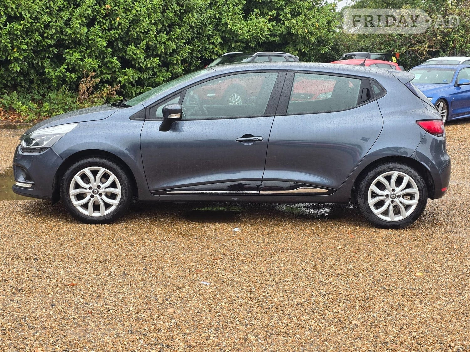 [ berth ]Renault Clio