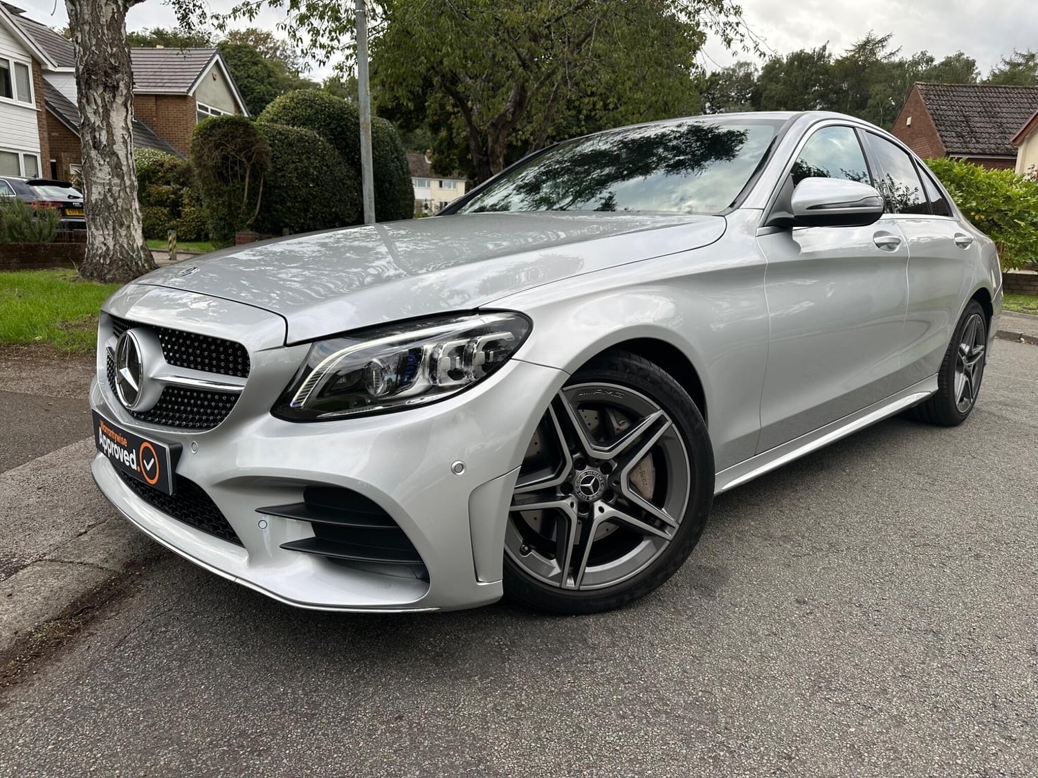[ berth ]Mercedes-Benz C Class