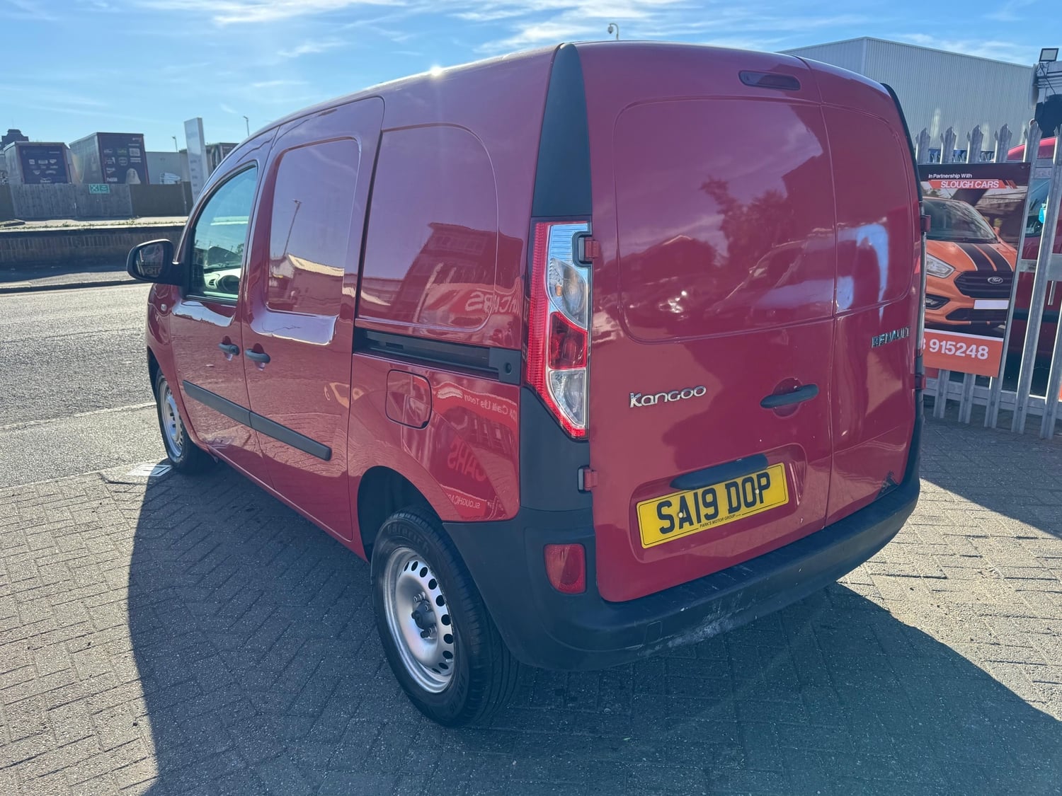 [ berth ]Renault Kangoo