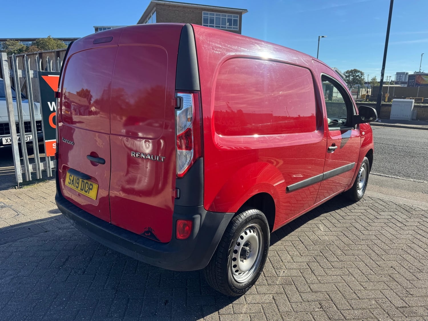 Renault Kangoo 2019 - Vans & Commercial Vehicles in Slough