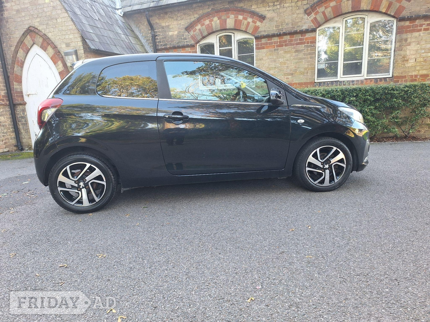 Peugeot 108 2015 - Cars