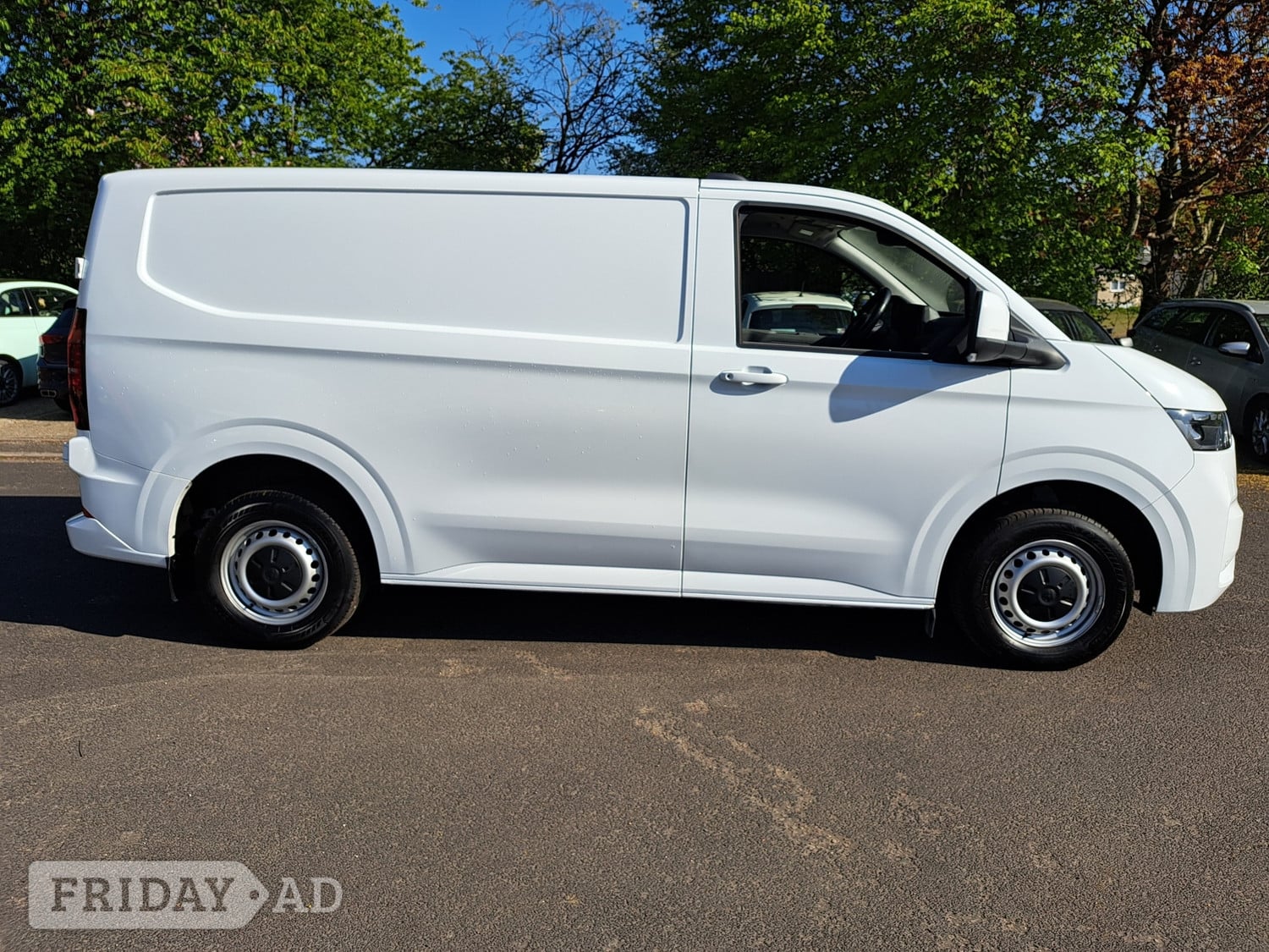 Volkswagen Transporter 2025 - Vans & Commercial Vehicles