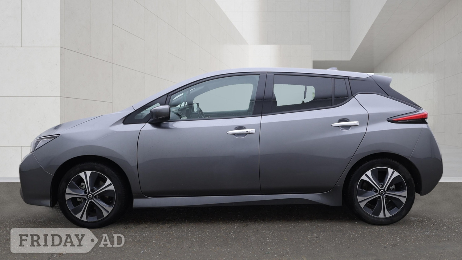 Nissan LEAF 2021 - Cars