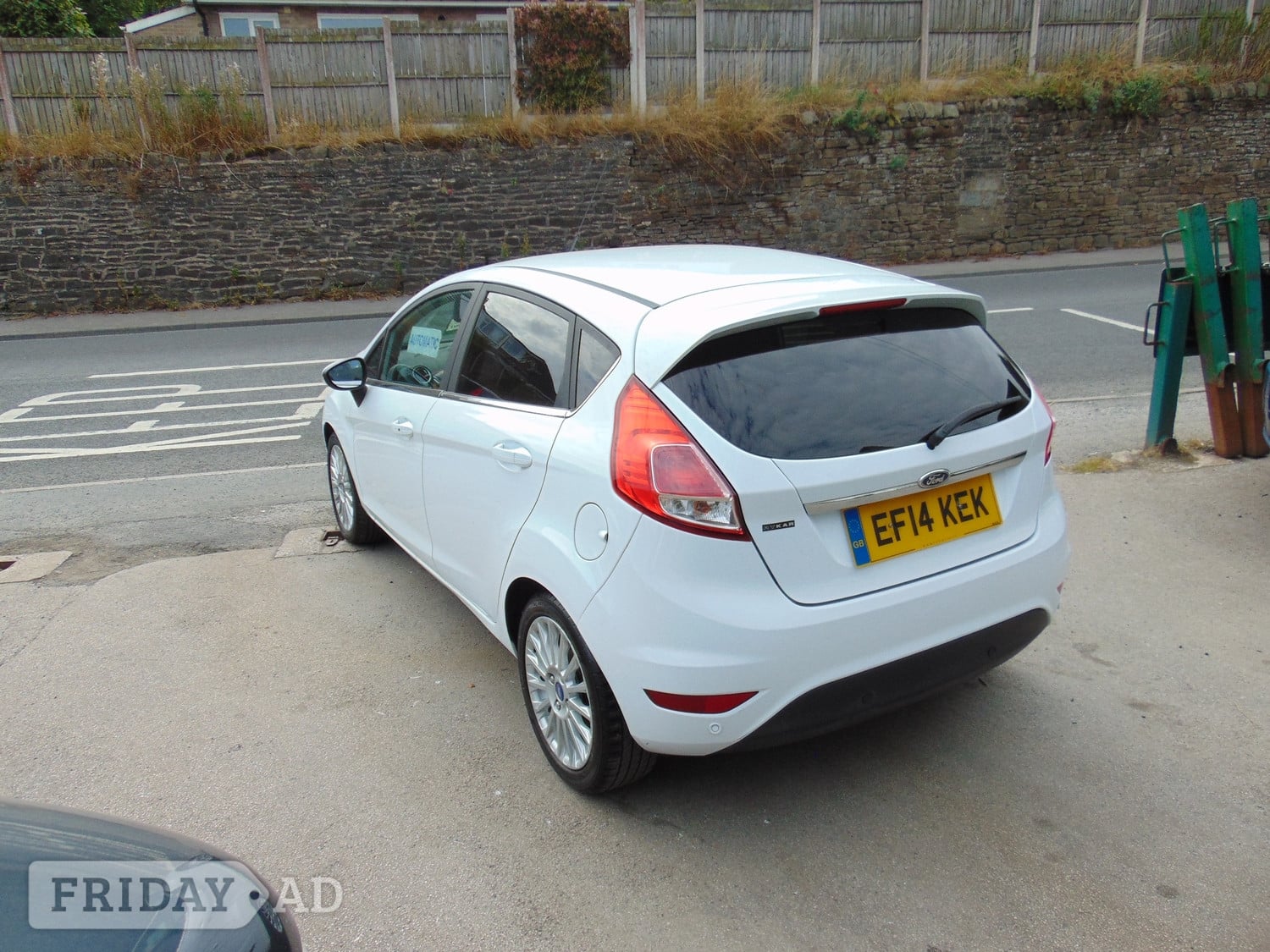 [ berth ]Ford Fiesta