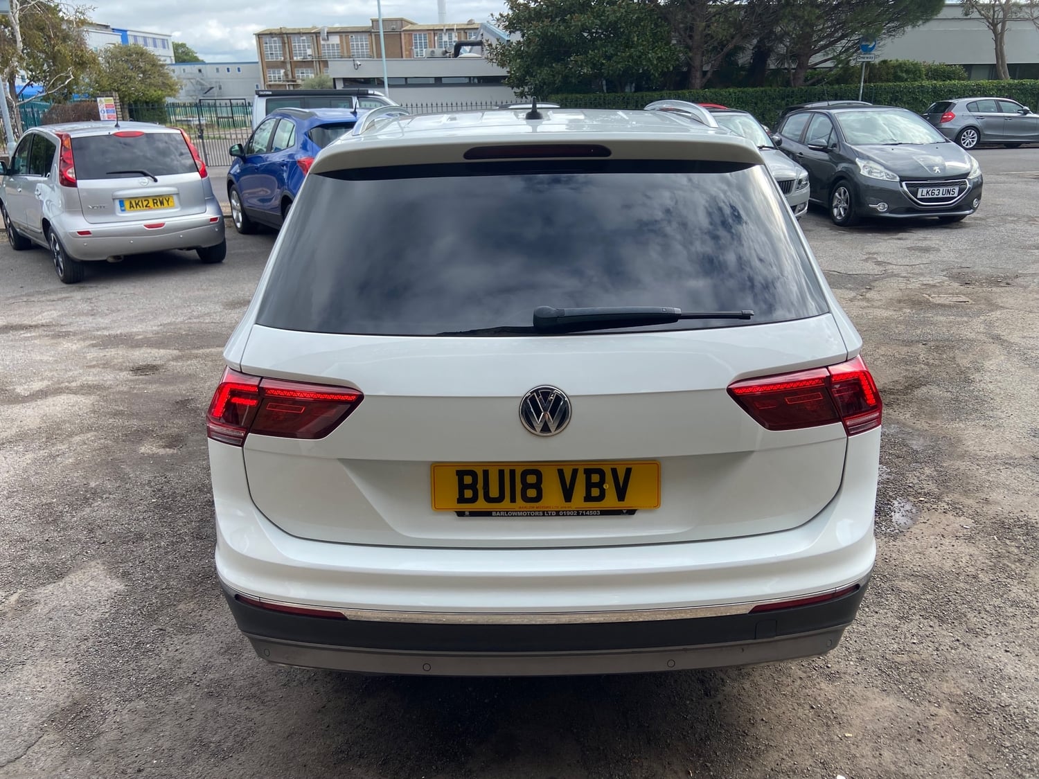 Volkswagen Tiguan 2018 - Cars