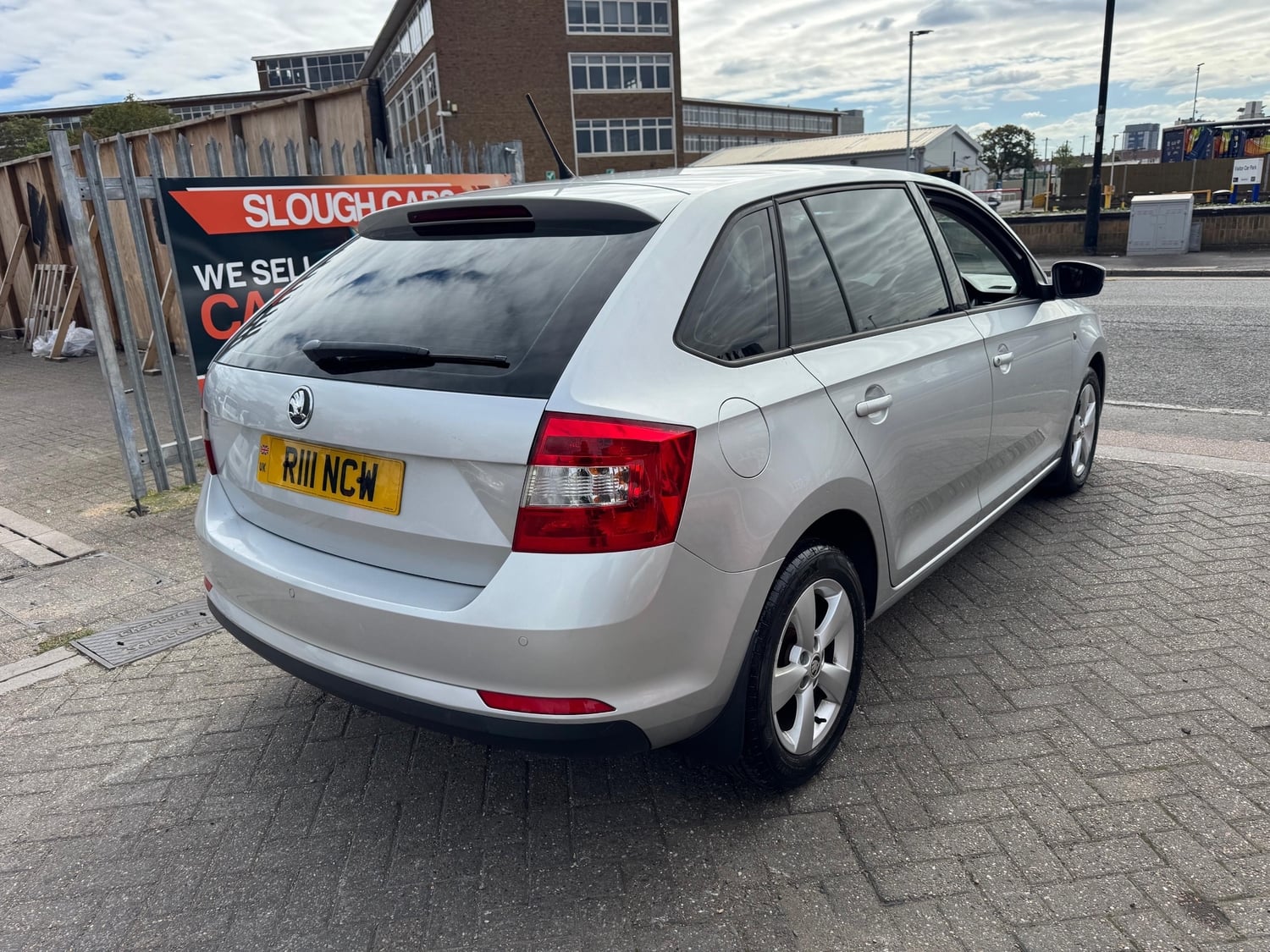 Skoda Rapid Spaceback 2014 - Cars in Slough