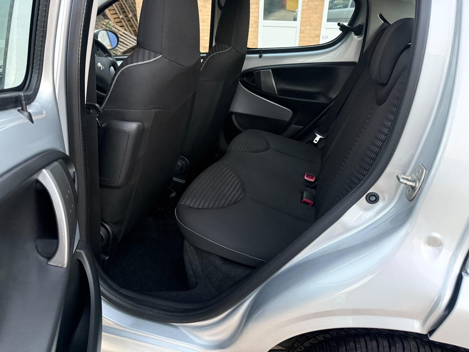 [ berth ]Peugeot 107