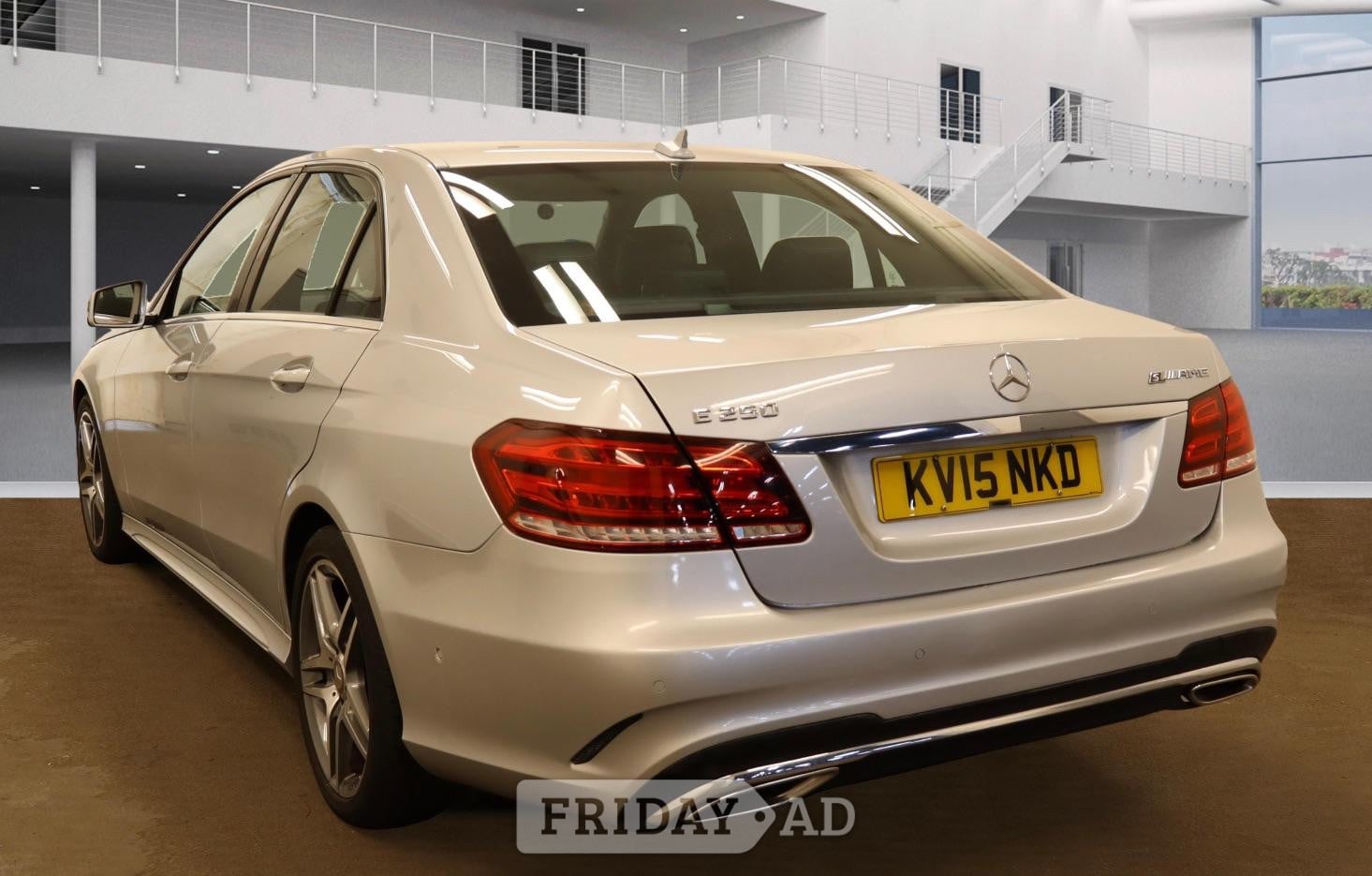 [ berth ]Mercedes-Benz E Class