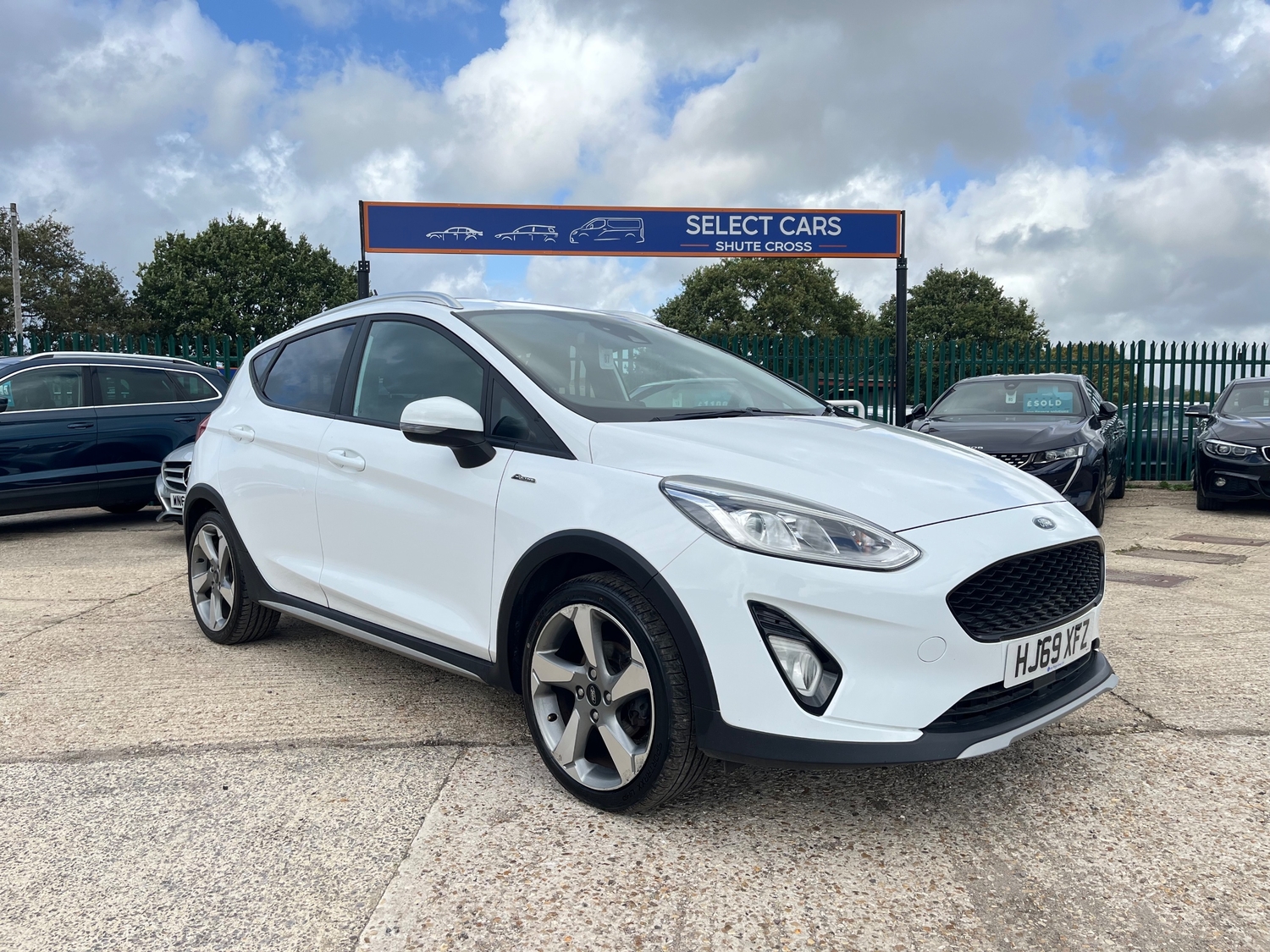 [ berth ]Ford Fiesta
