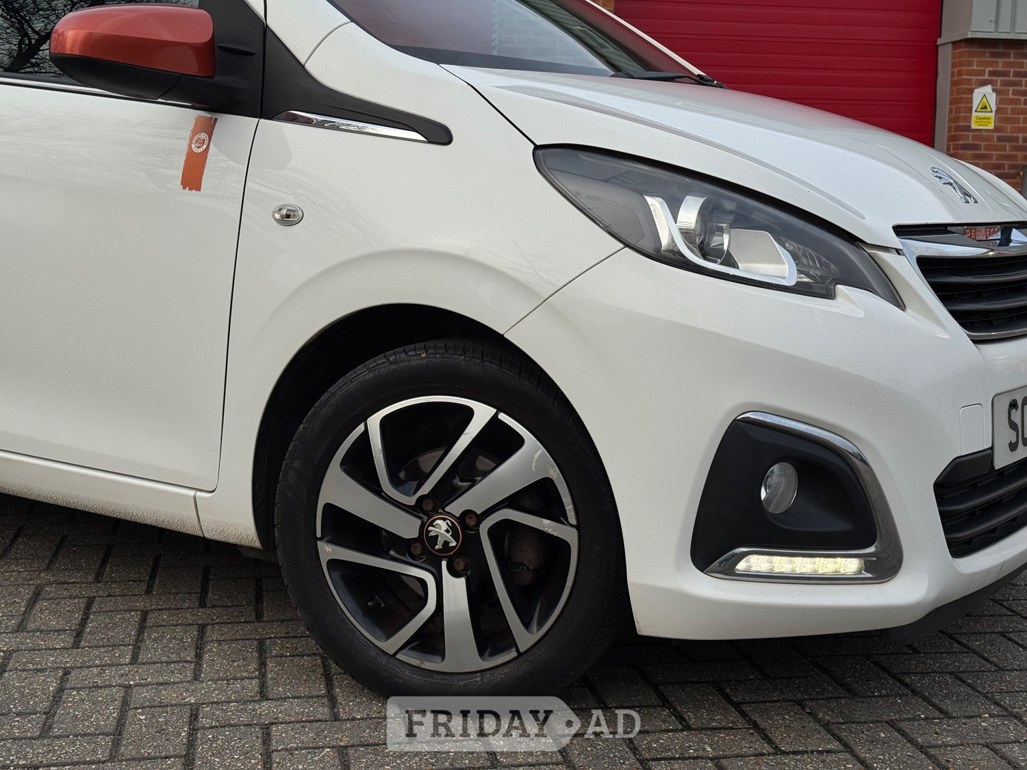 [ berth ]Peugeot 108