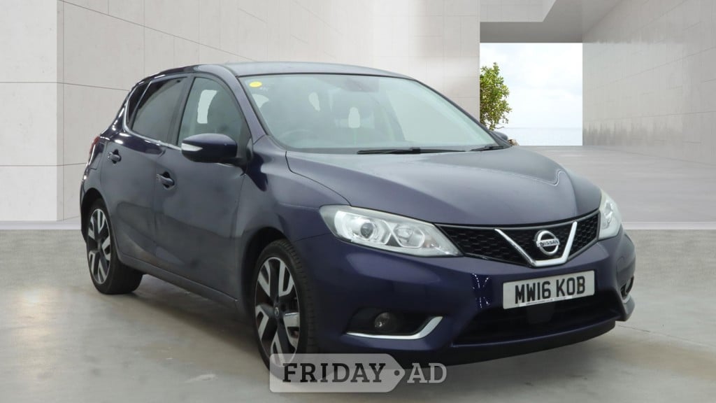 Nissan Pulsar 2016 in Hounslow