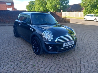Mini Hatch 2013