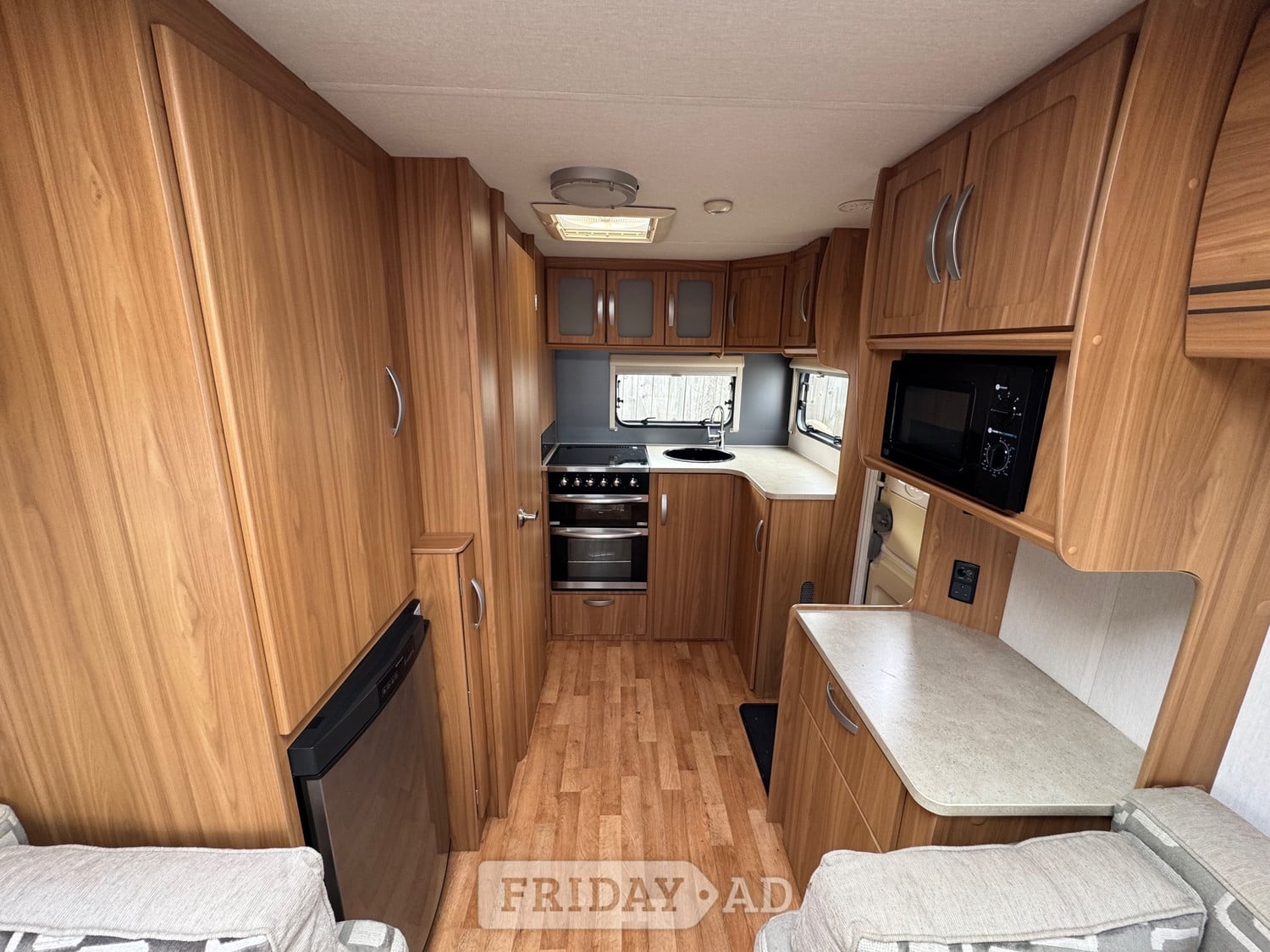 Lunar Stellar 2013 - Motorhomes & Caravans