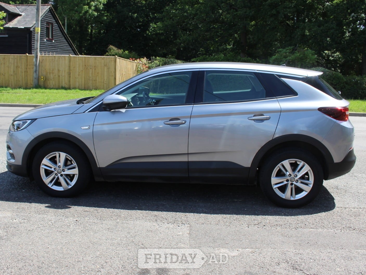 [ berth ]Vauxhall Grandland X