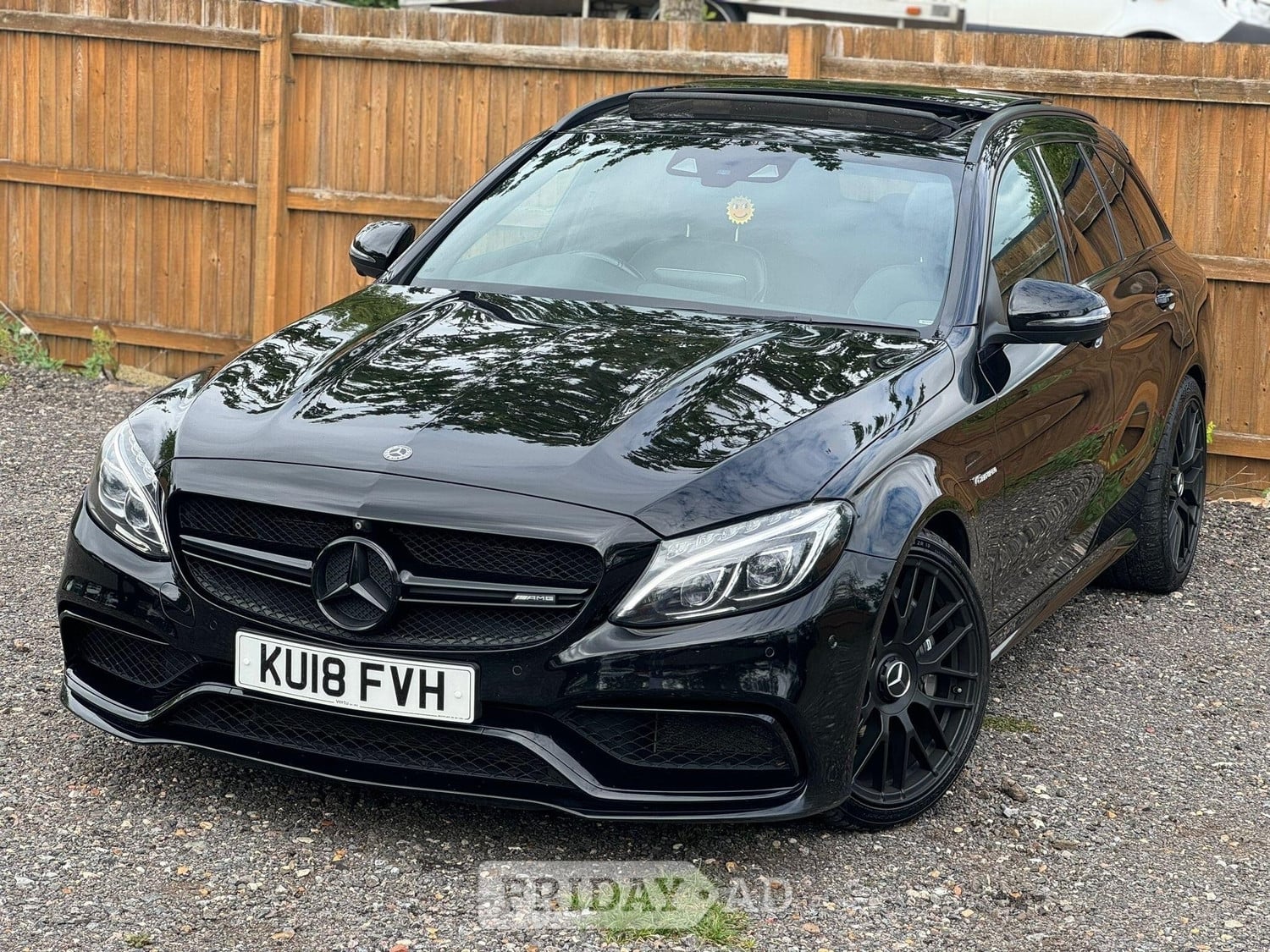 [ berth ]Mercedes-Benz C Class