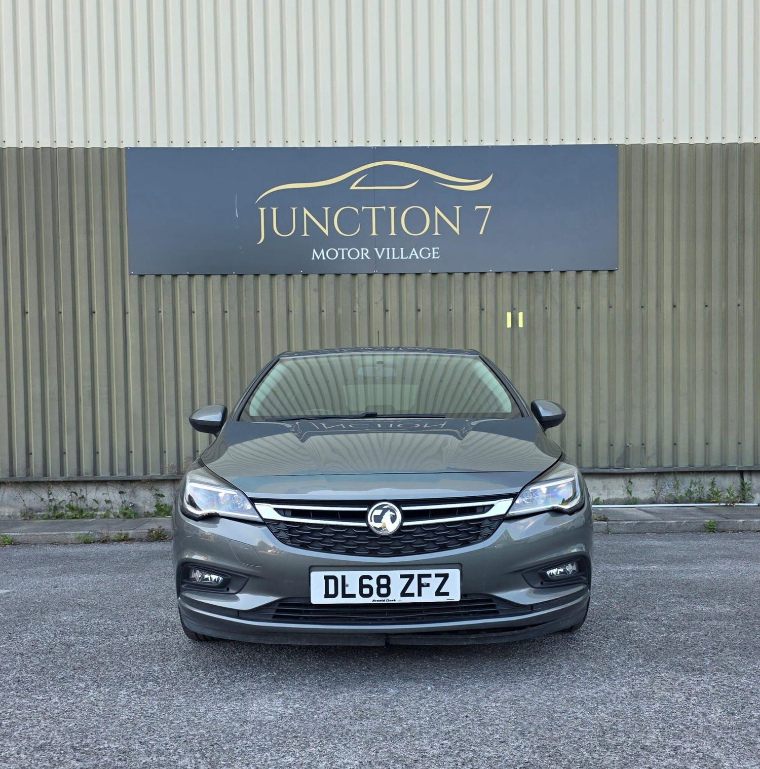 Vauxhall Astra 2018 - Cars