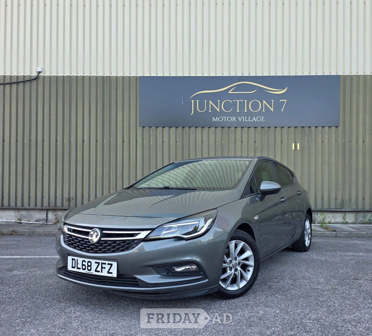 Vauxhall Astra 2018 in Accrington