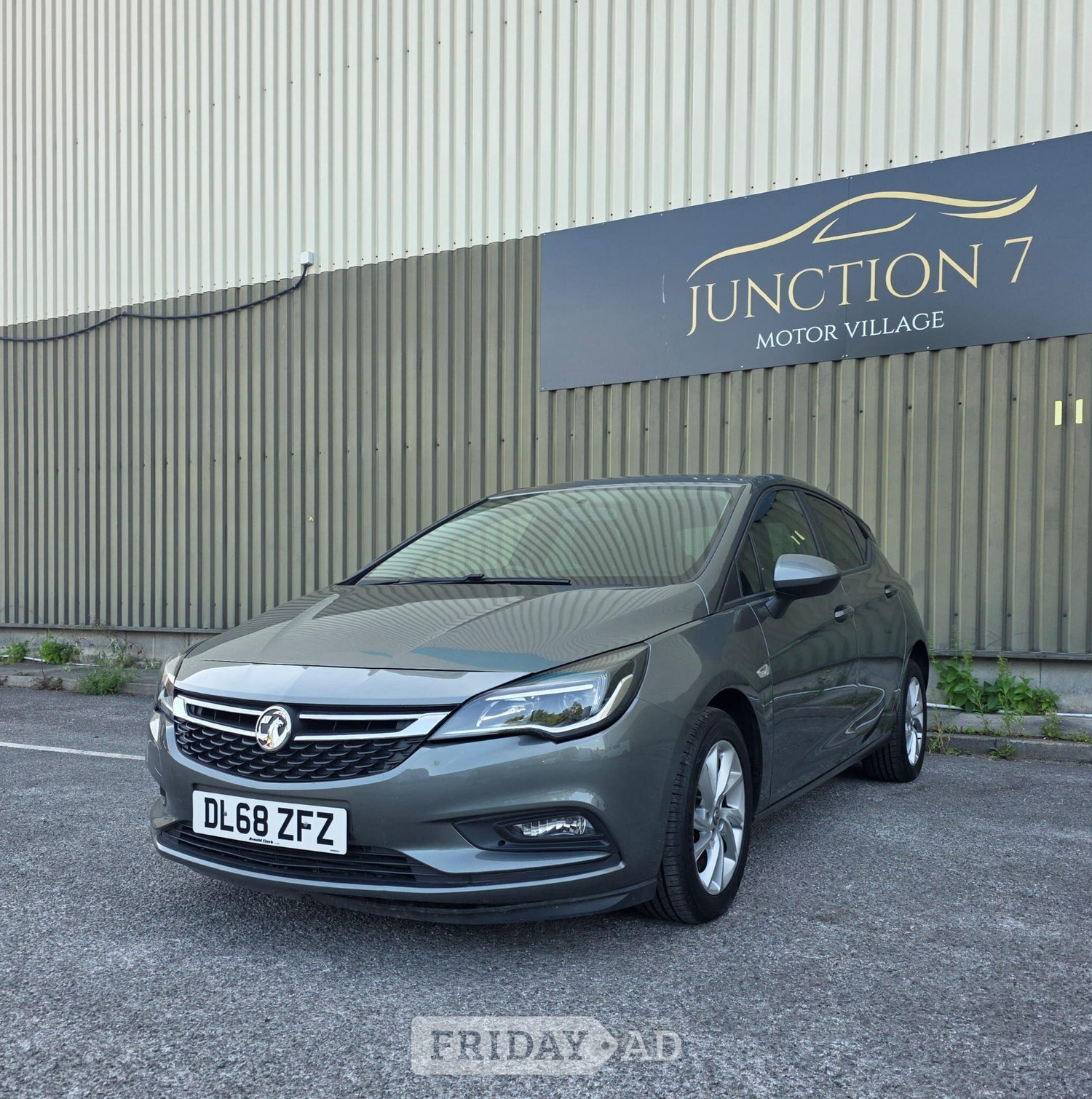 Vauxhall Astra 2018 - Cars in Accrington