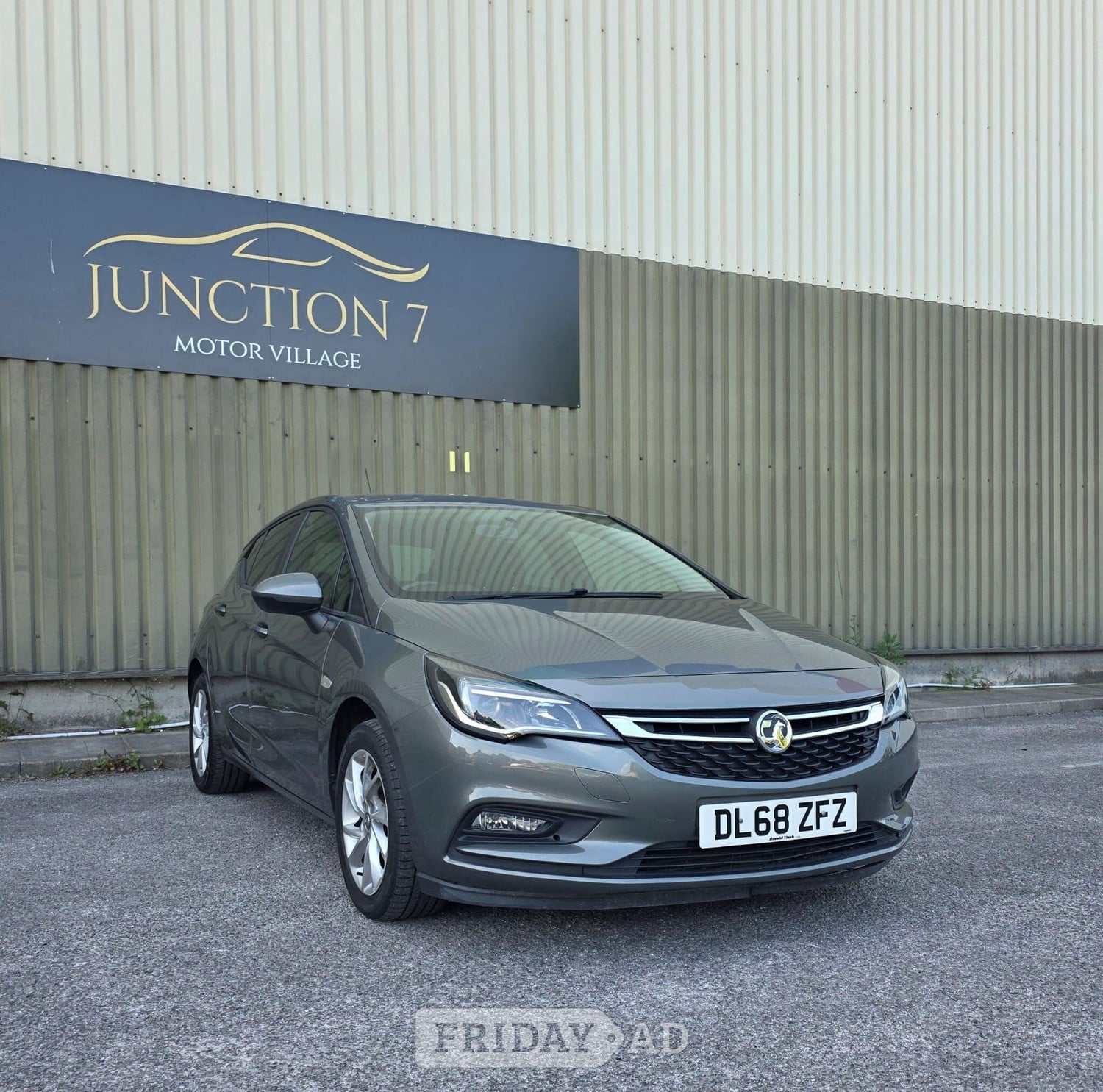Vauxhall Astra 2018 - Cars
