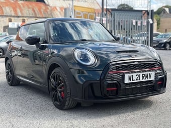 Mini Hatch 2021