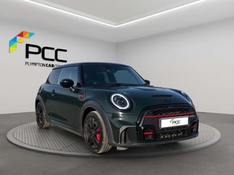 Mini Hatch 2021