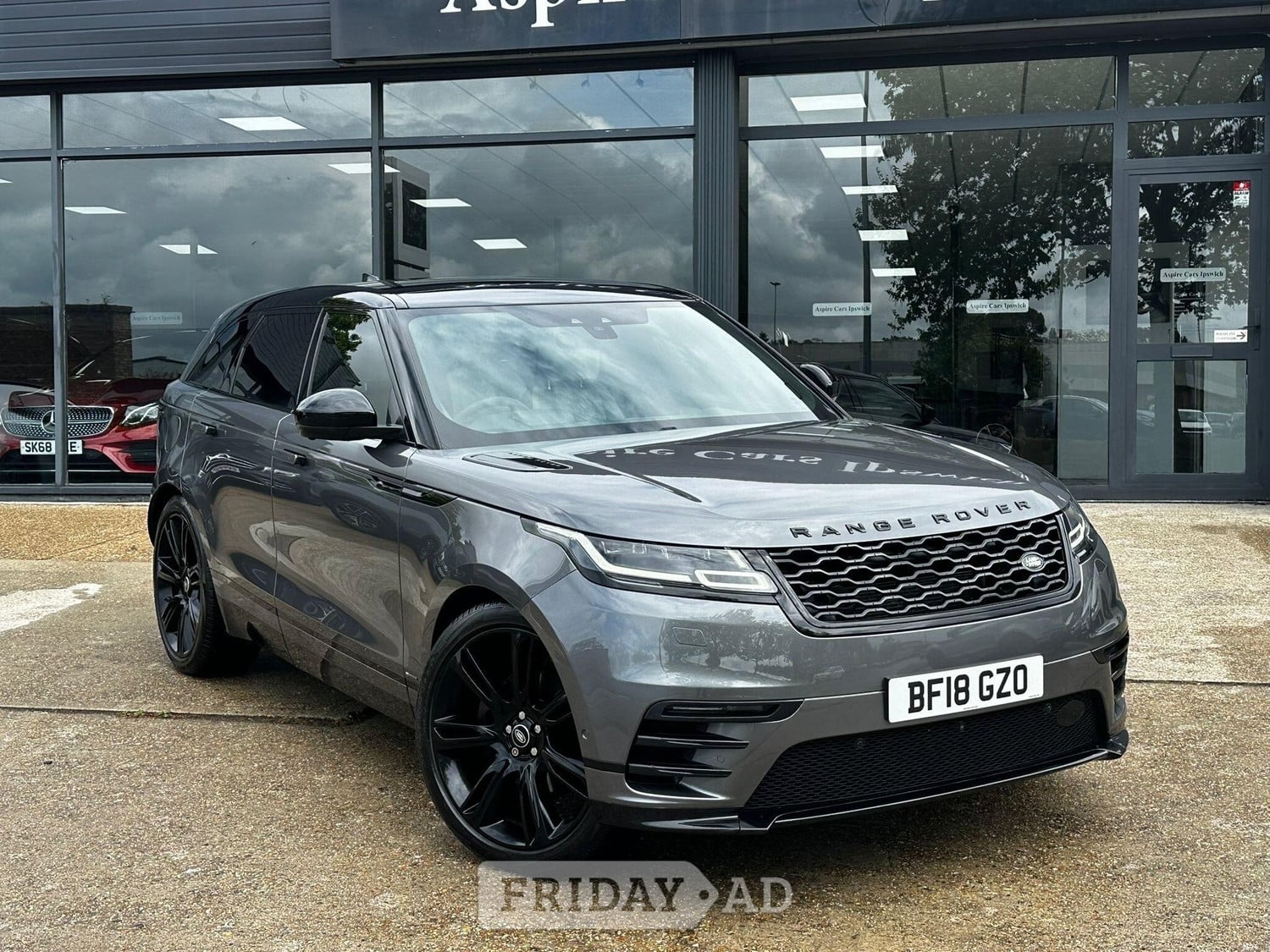 Land Rover Range Rover Velar 2018 in Ipswich