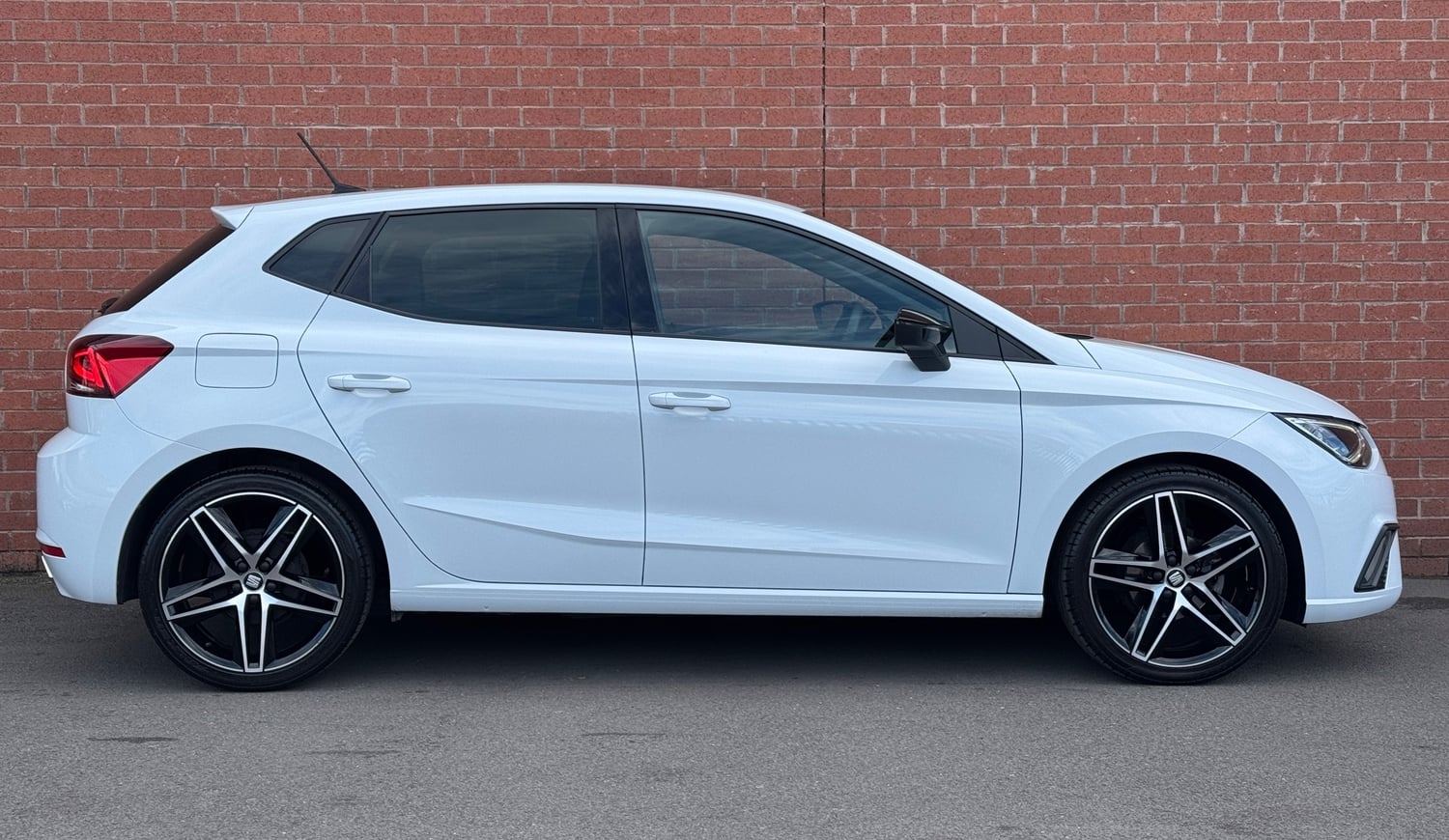 [ berth ]SEAT Ibiza