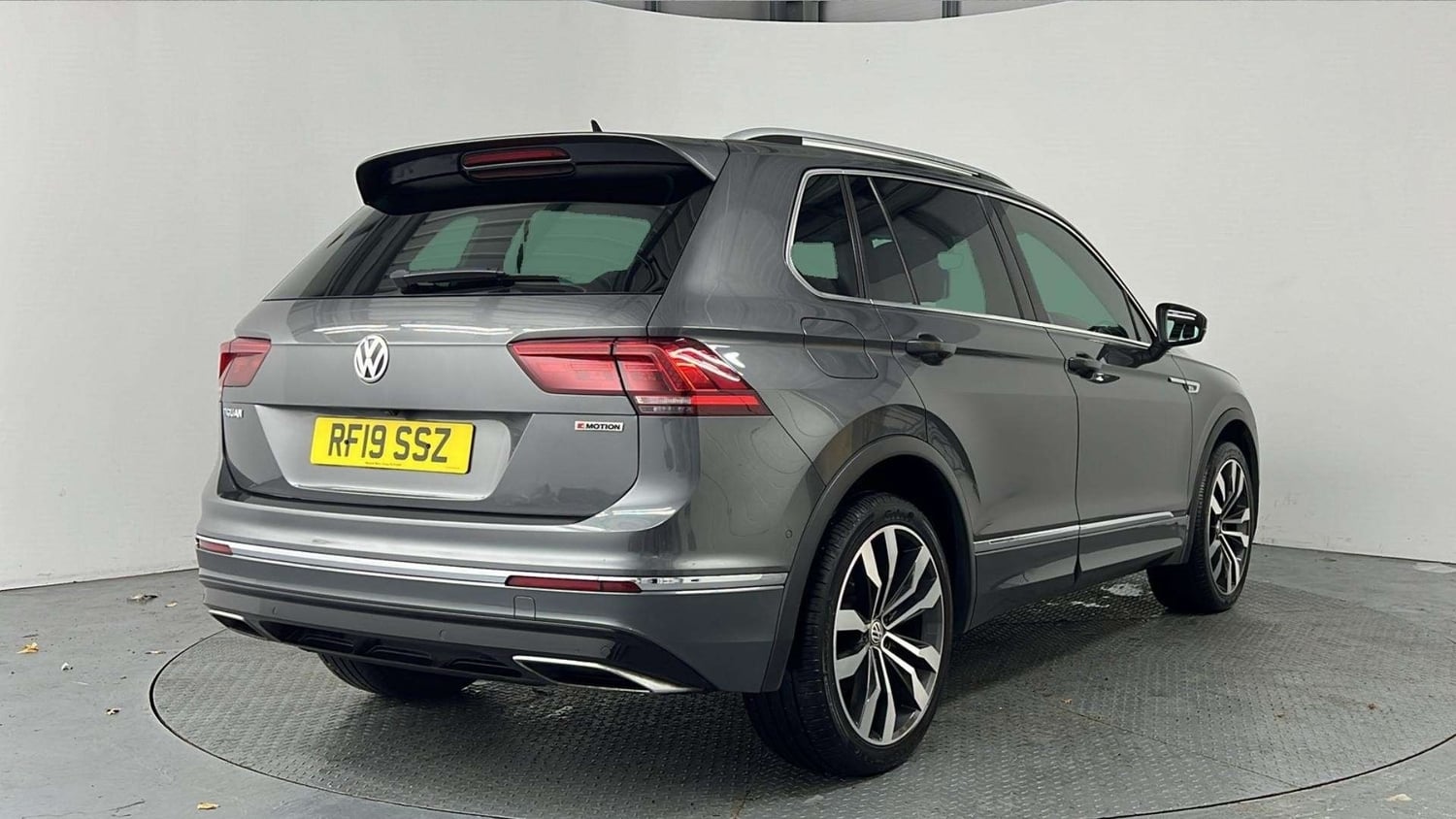[ berth ]Volkswagen Tiguan