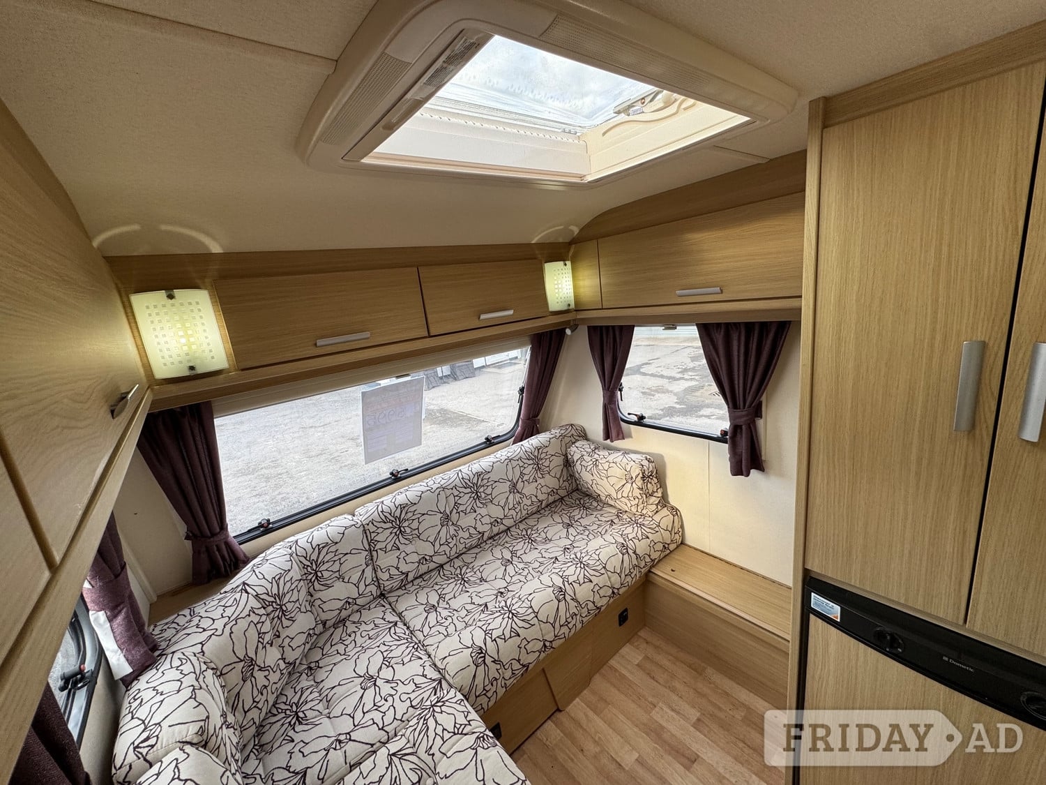 Lunar Venus 320 2013 - Motorhomes & Caravans