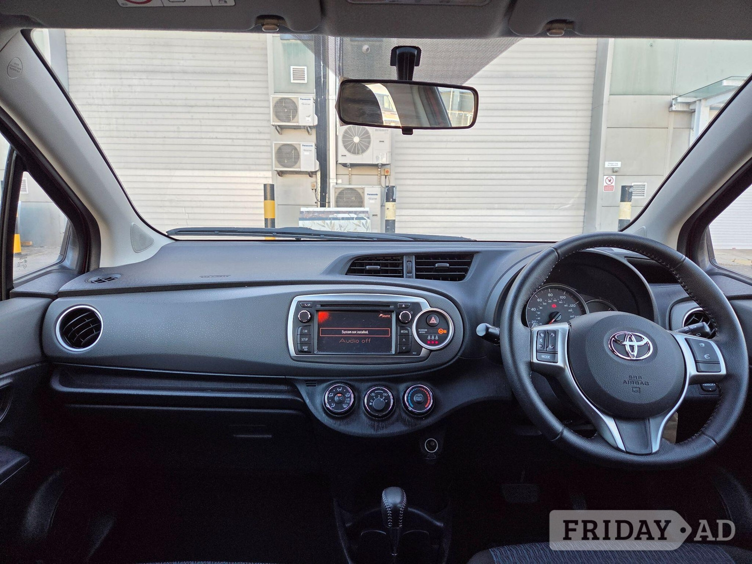 Toyota Yaris 2013 - Cars in Slough