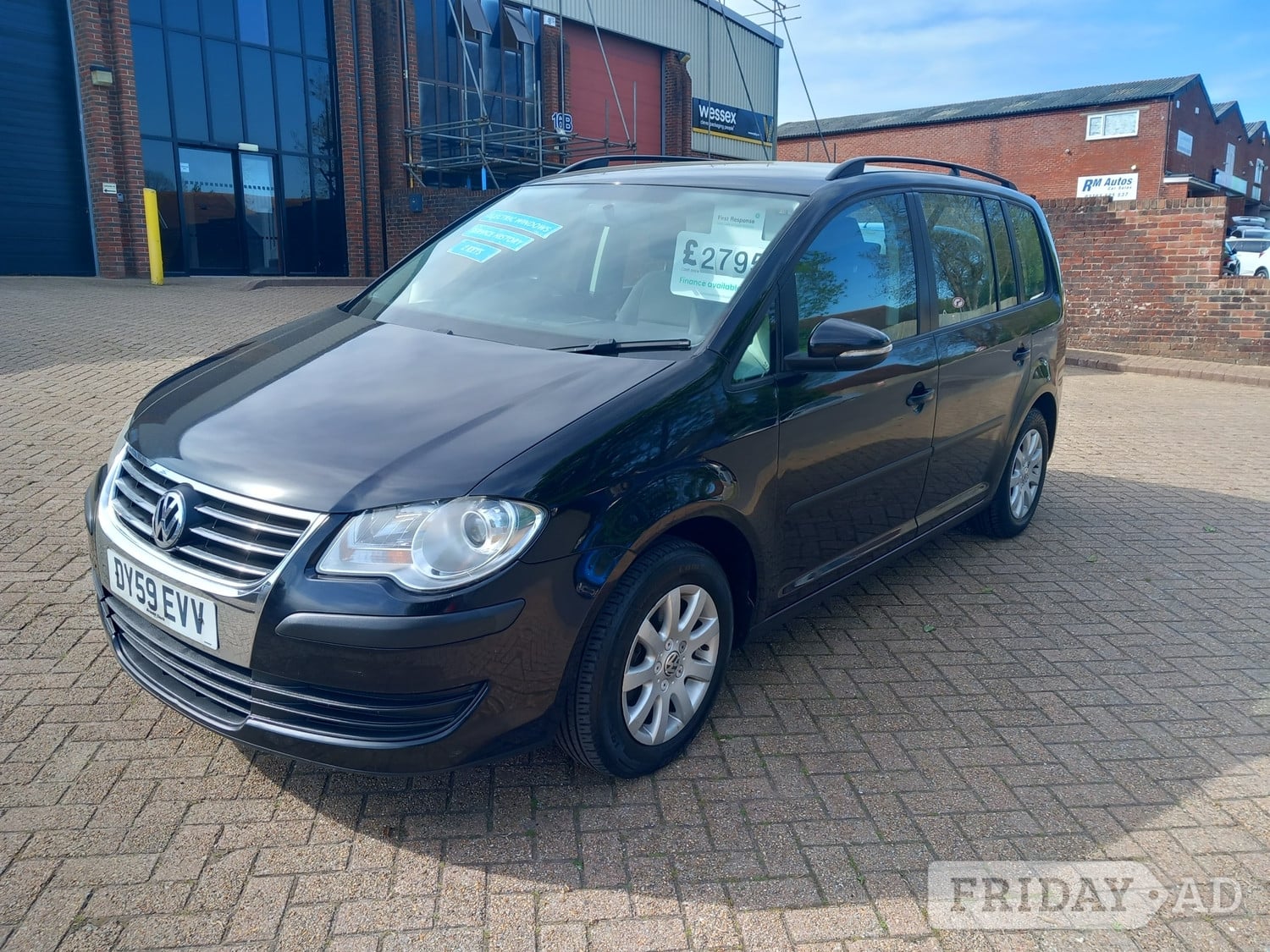 [ berth ]Volkswagen Touran