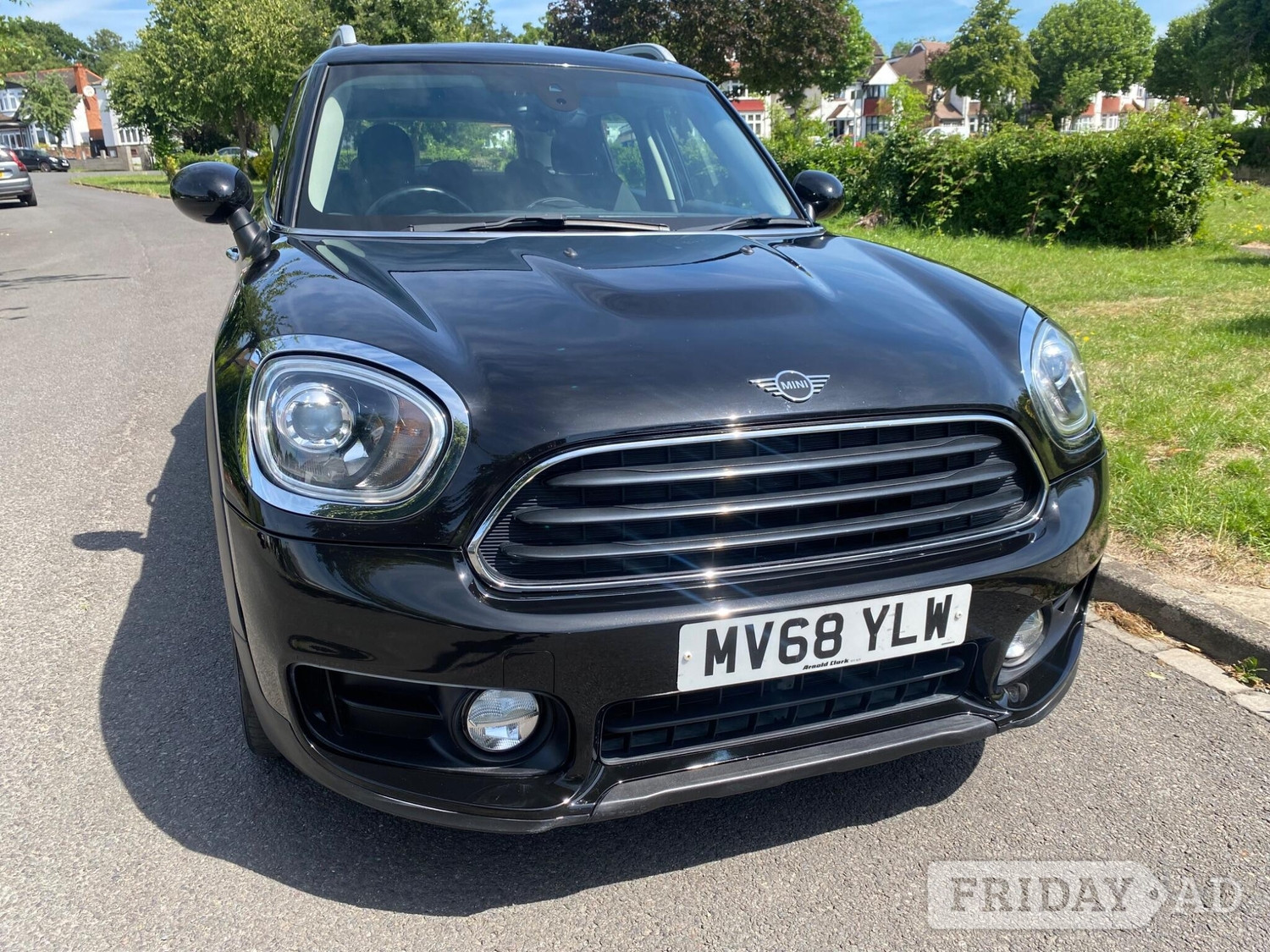 Mini Countryman 2018 in Lambeth