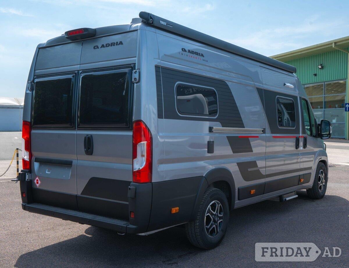 Adria Twin Sports 640 SLB Newark