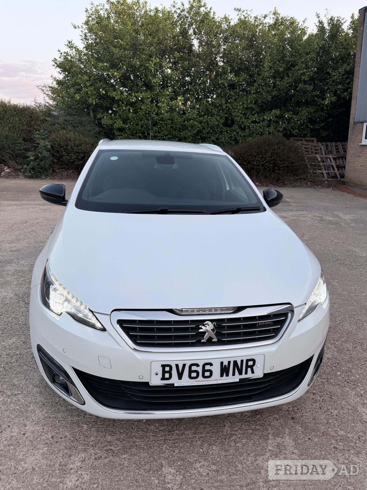 [ berth ]Peugeot 308 SW