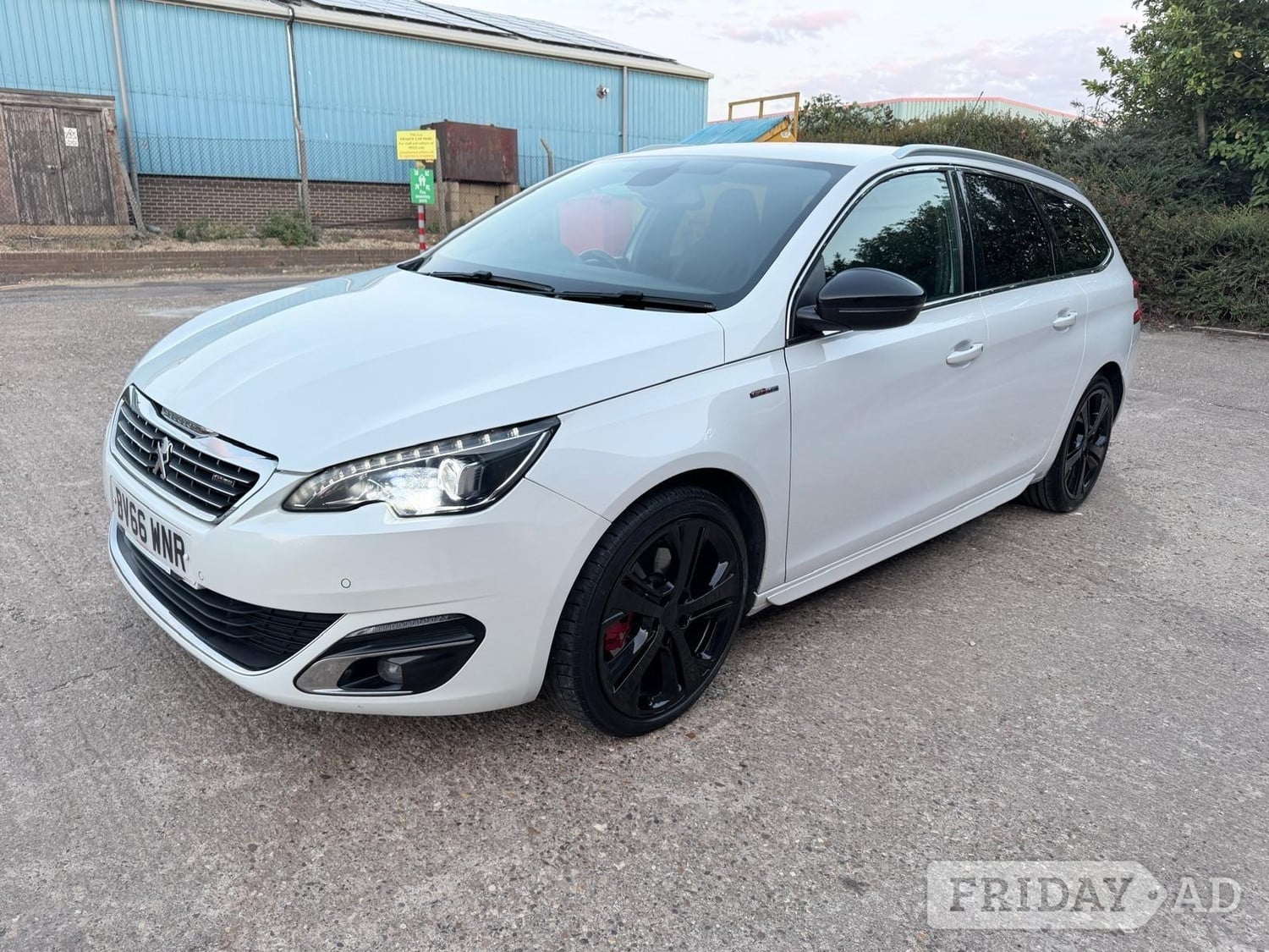 Peugeot 308 SW 2016 - Cars in Peterborough