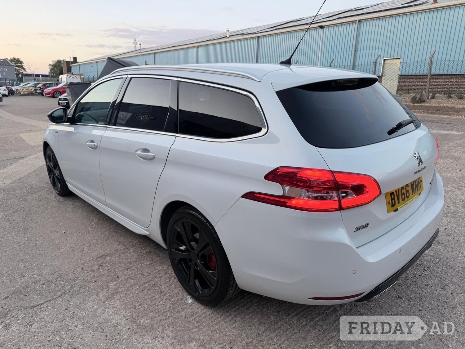 Peugeot 308 SW 2016 - Cars