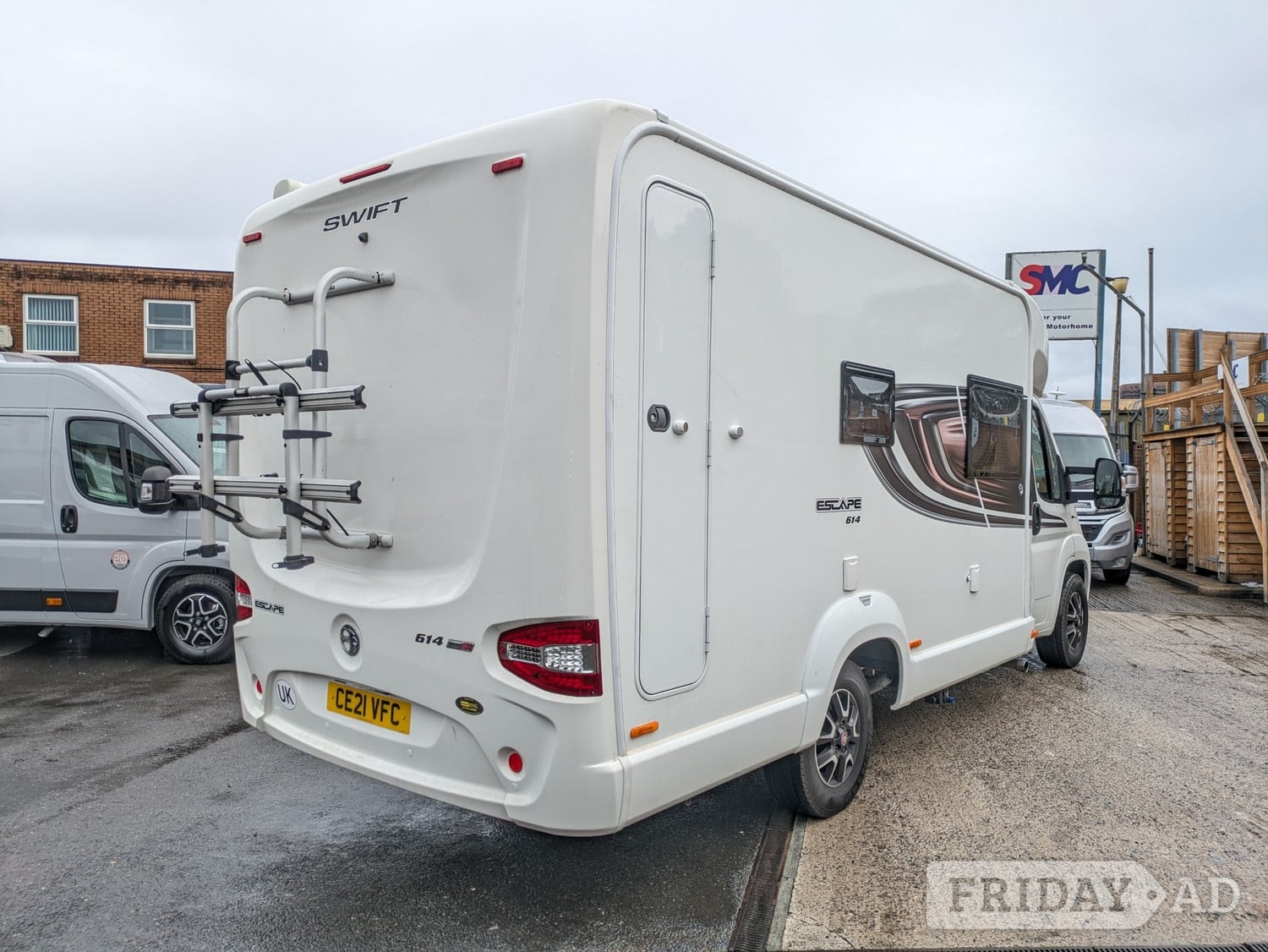 [ berth ]Swift Escape 614