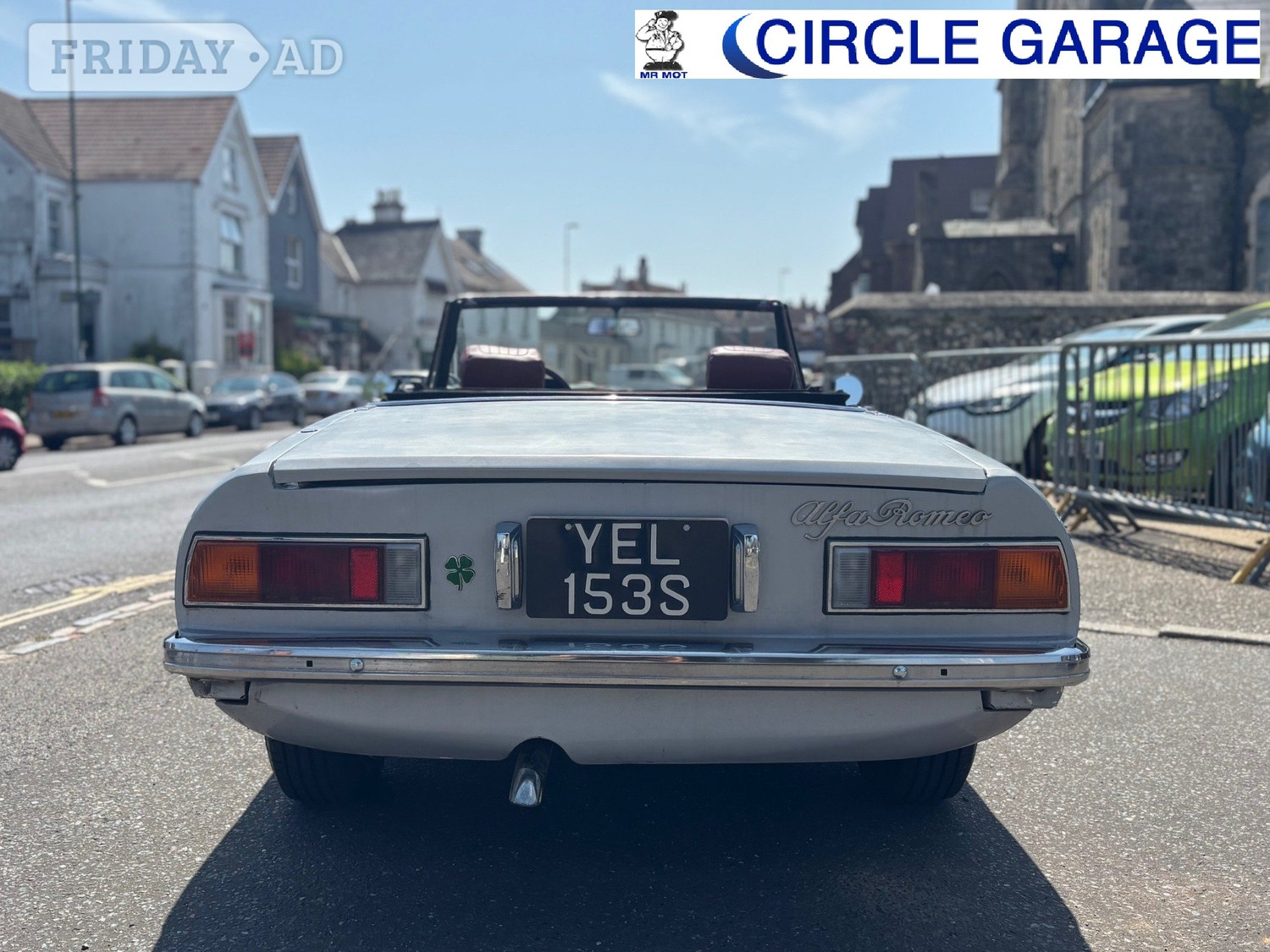 Alfa Romeo Spider Lancing