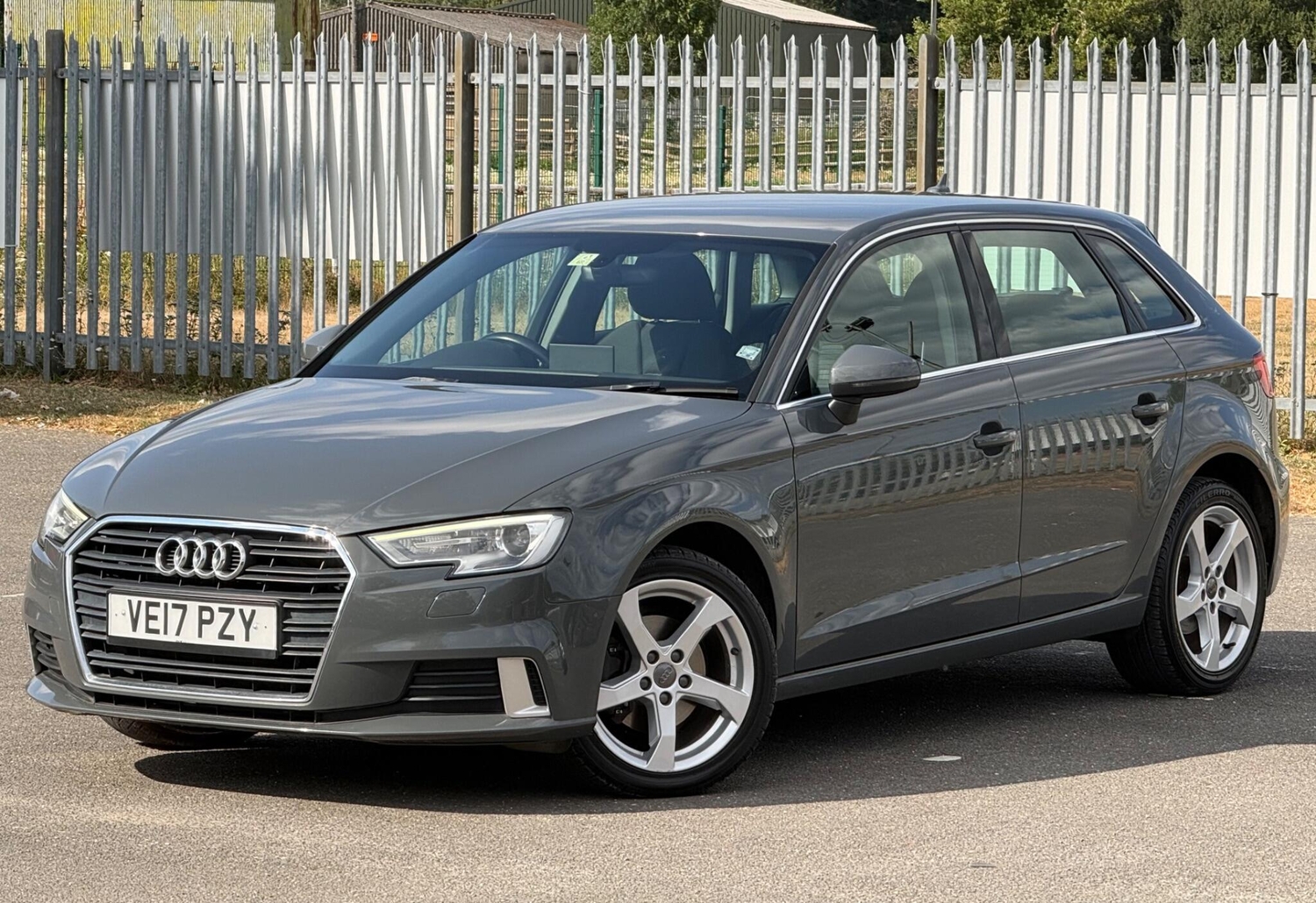 [ berth ]Audi A3