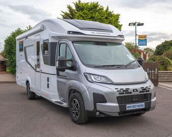 Adria Matrix Select 670 DC 140BHP Auto Fiat 140  for sale
