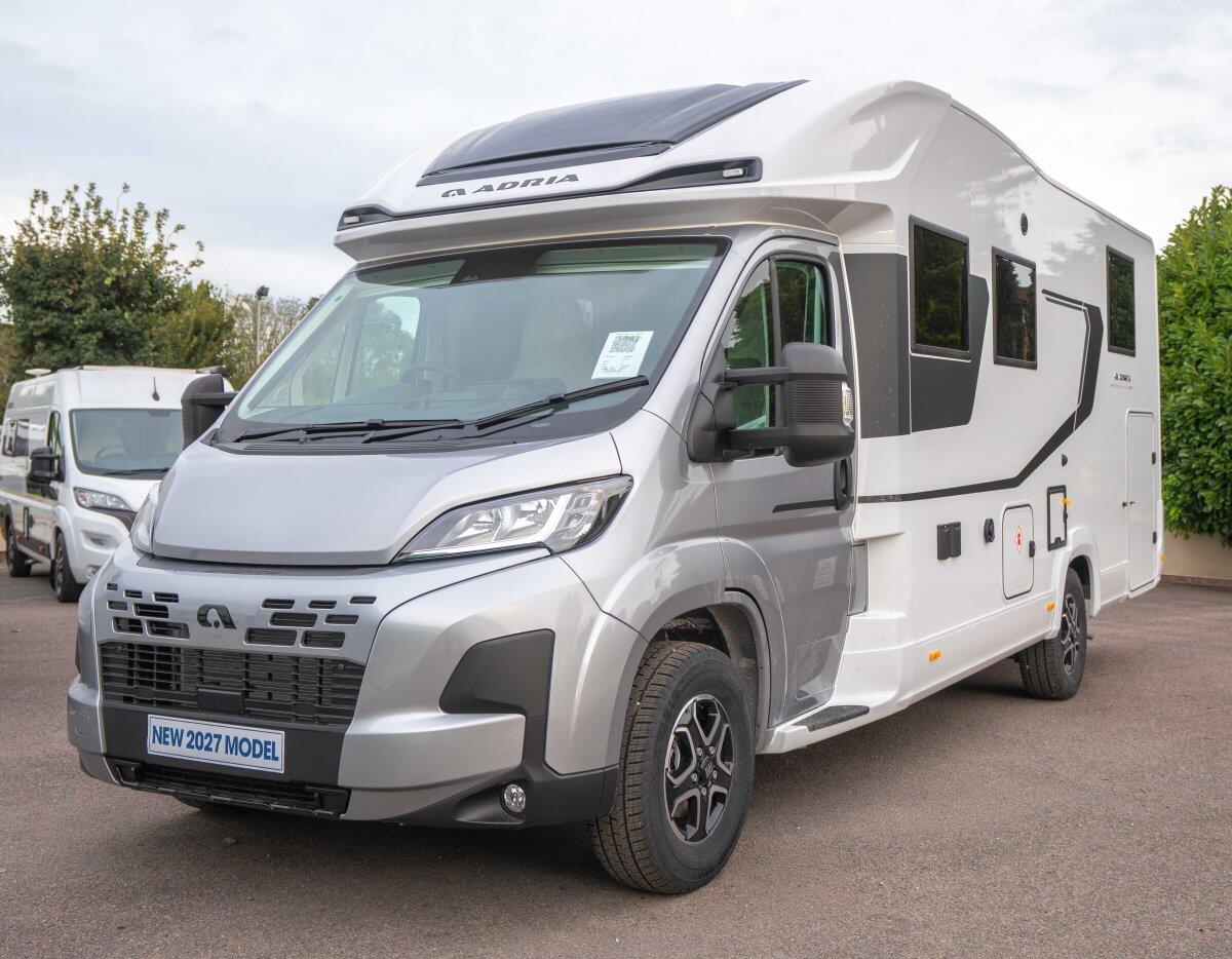 Adria Matrix Select 670 DC 140BHP Auto Fiat 140  for sale - Motorhomes & Caravans in Newark