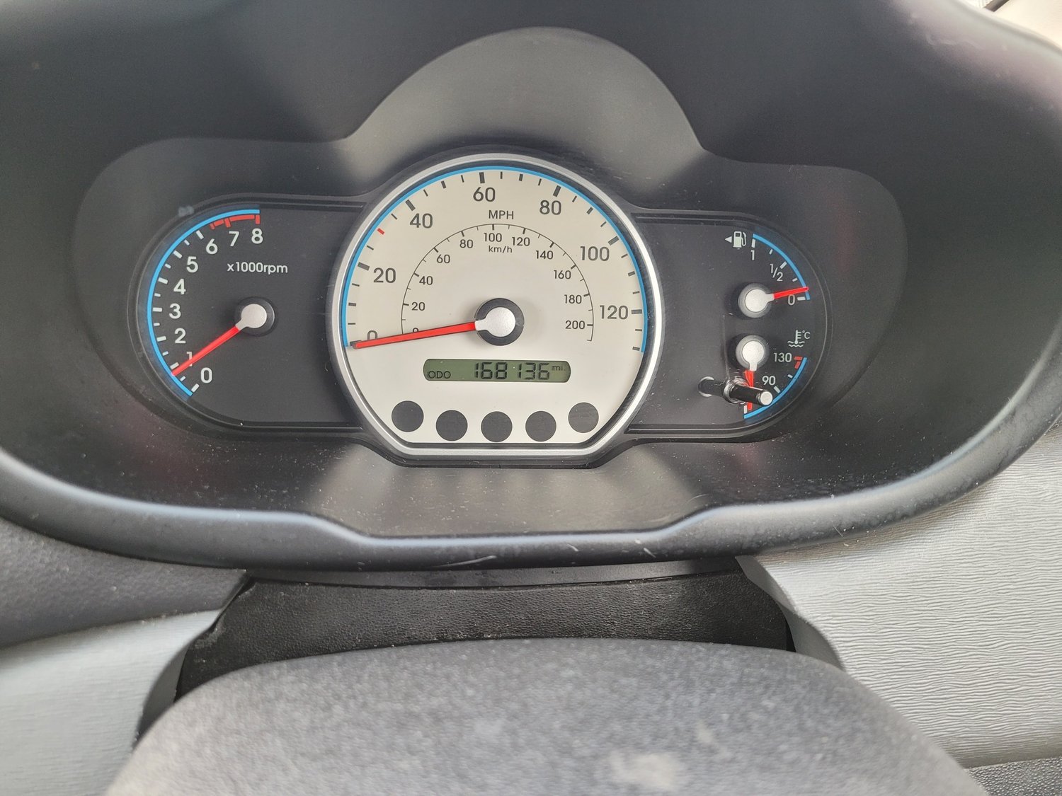 Hyundai i10 2009 - Cars in Bradford