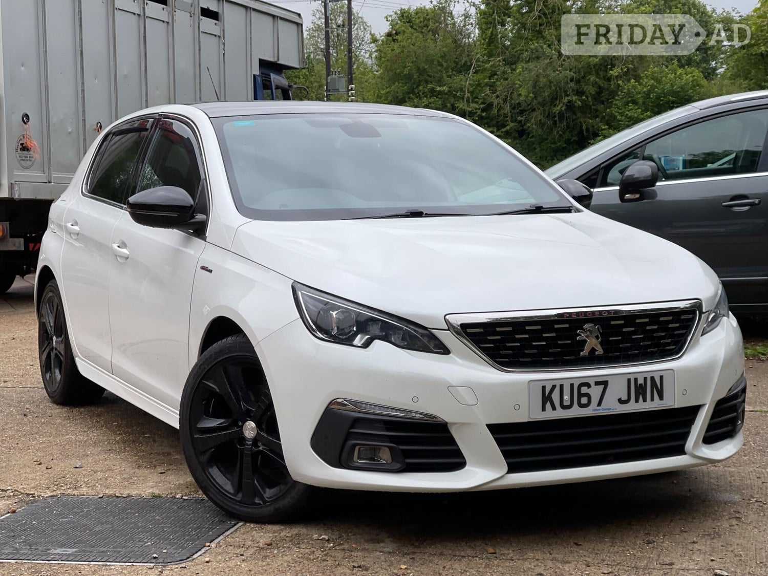 Peugeot 308 2017 in Winchester