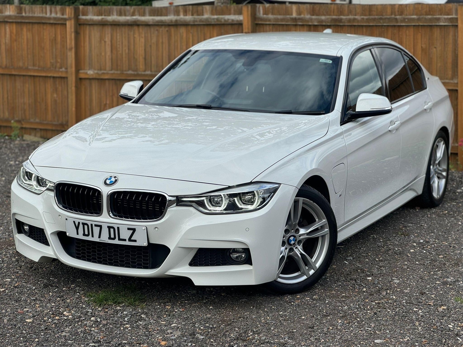[ berth ]BMW 3 Series