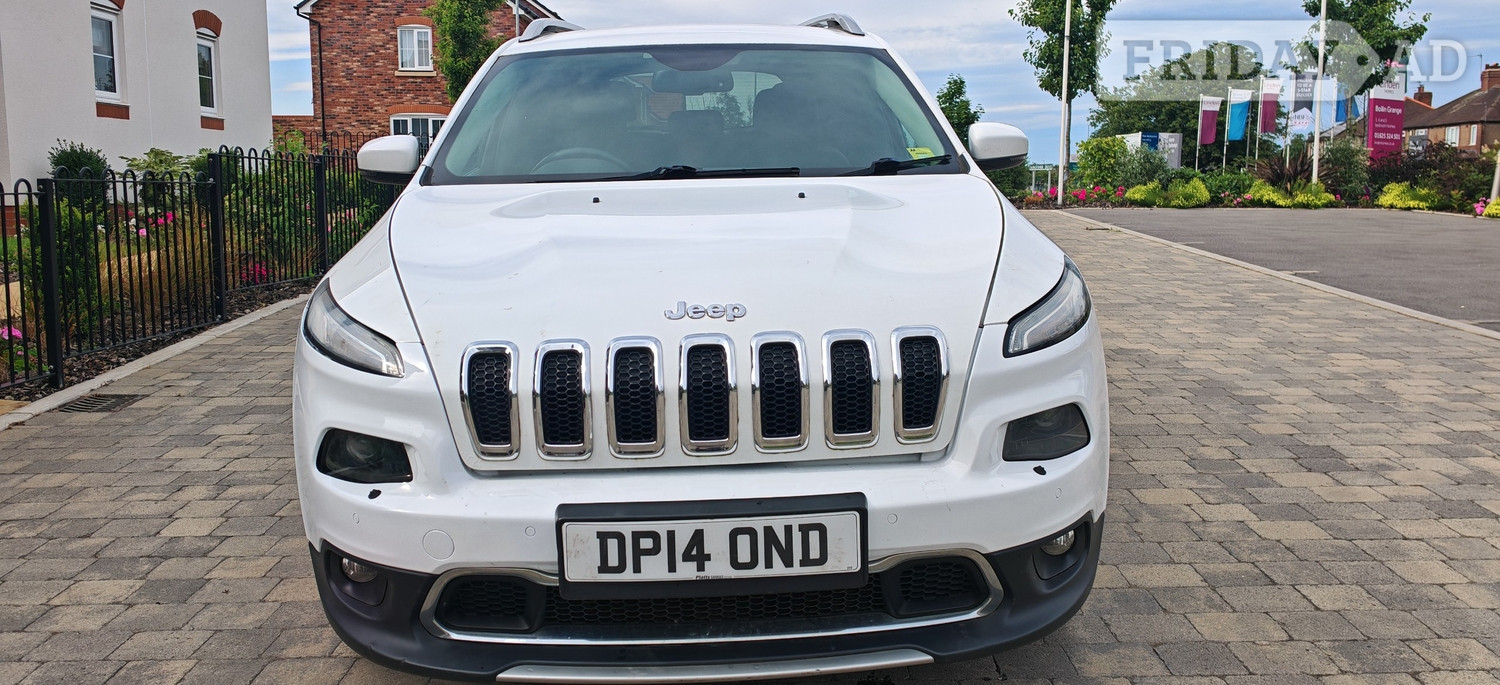 [ berth ]Jeep Cherokee