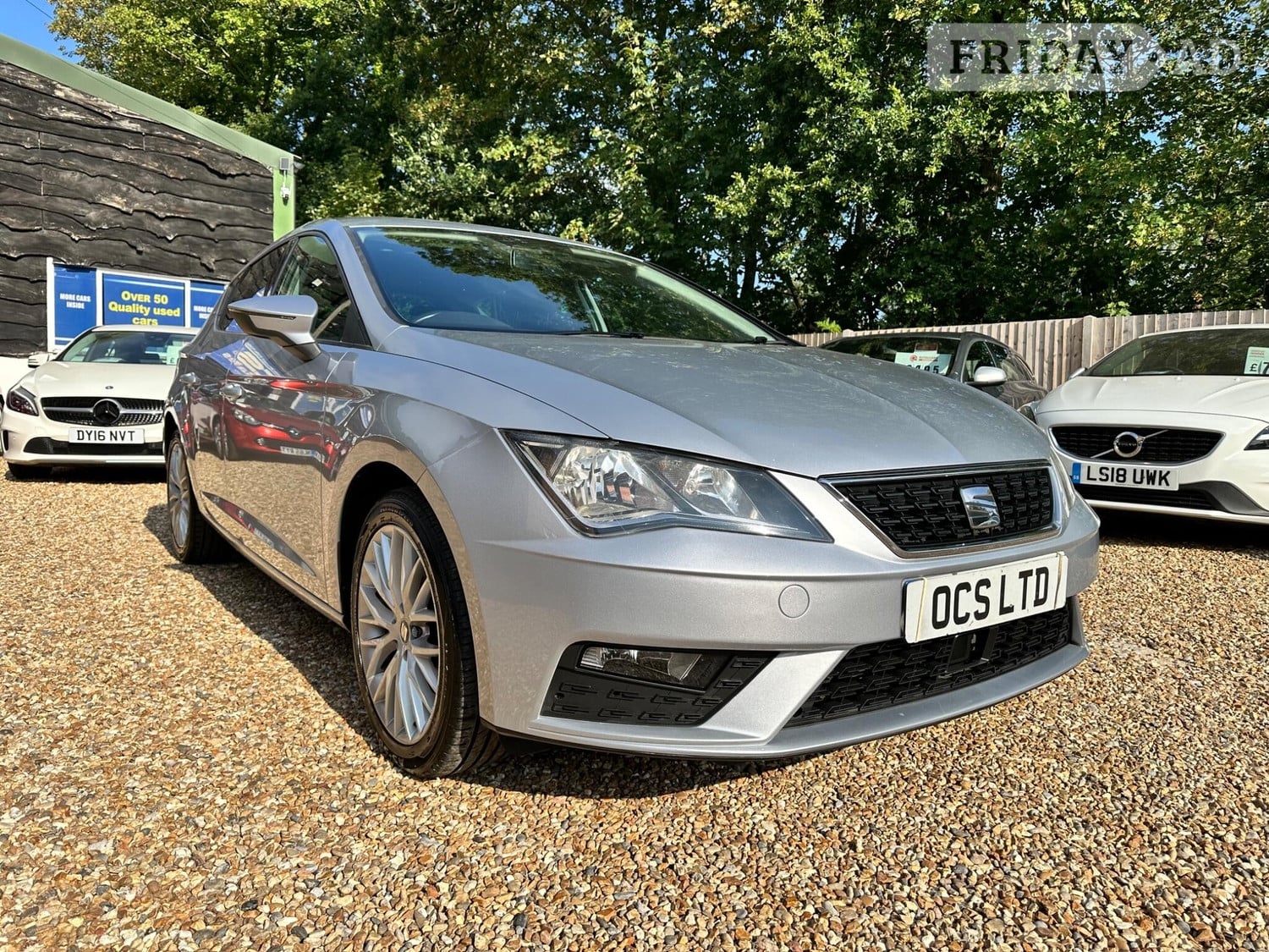SEAT Leon Hook