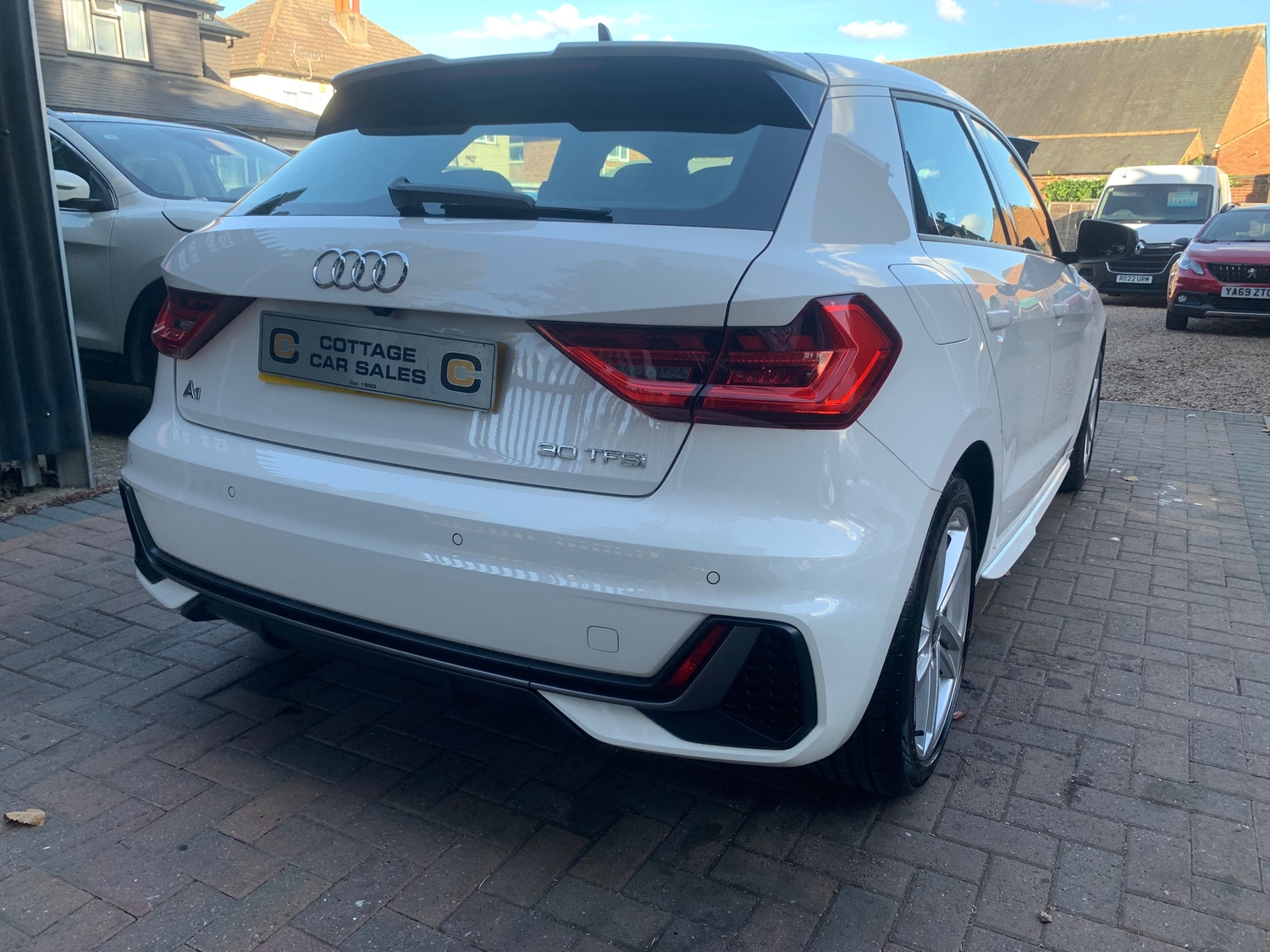 [ berth ]Audi A1