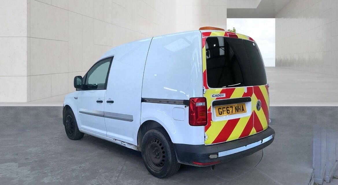 Volkswagen Caddy 2017 - Vans & Commercial Vehicles in Reading